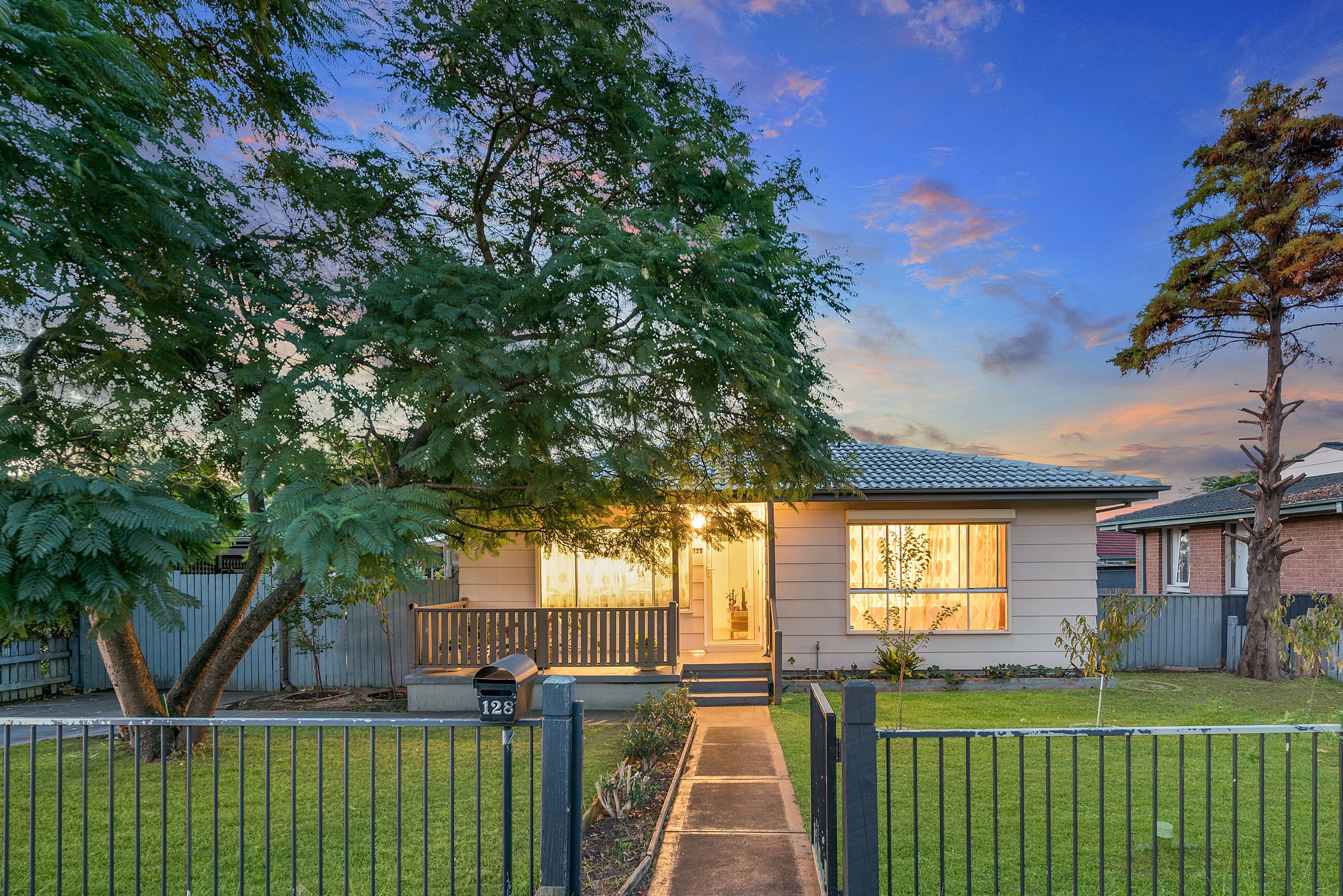 128 Parliament Road, Macquarie Fields - Image 1