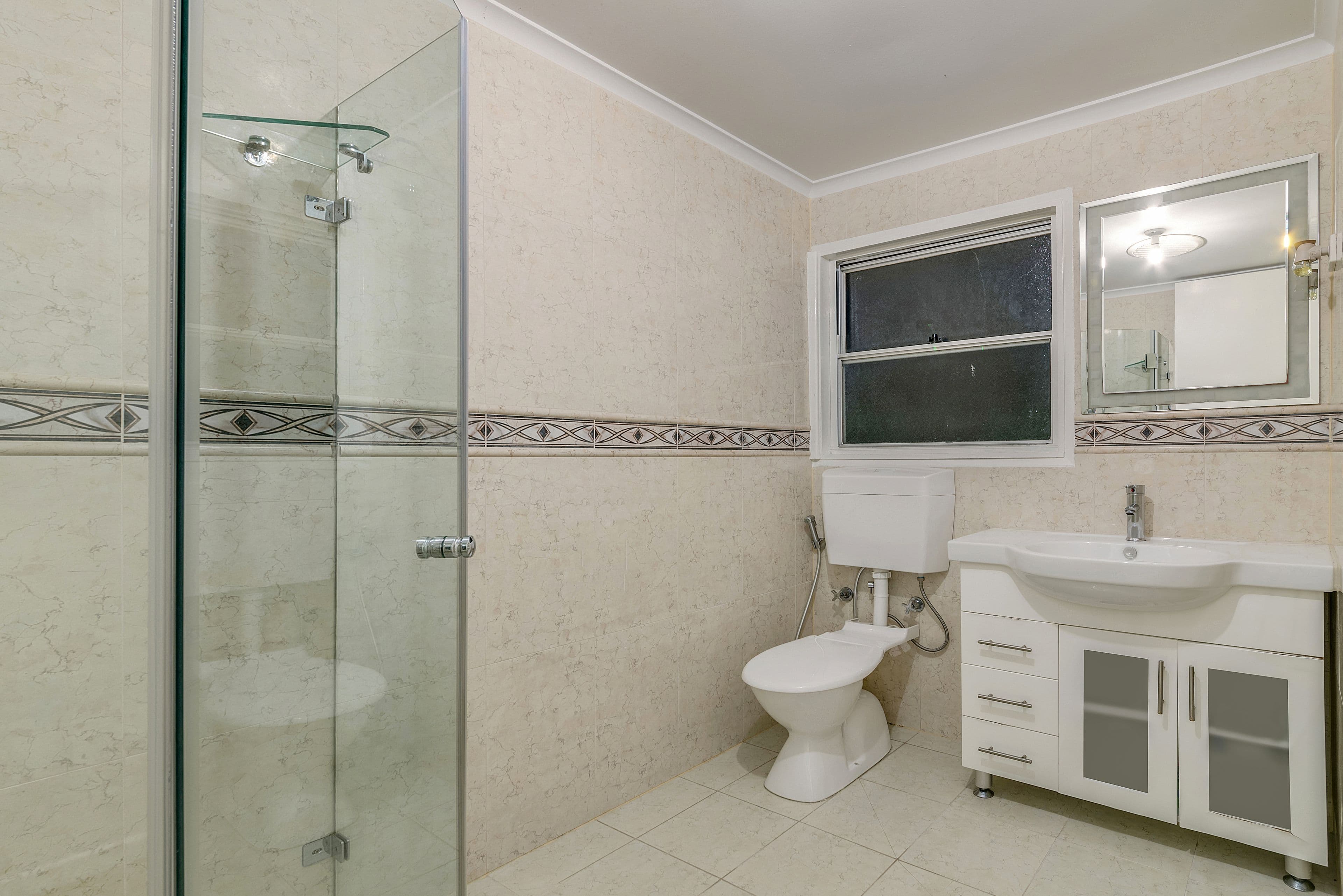 128 Parliament Road, Macquarie Fields - Thumbnail 6