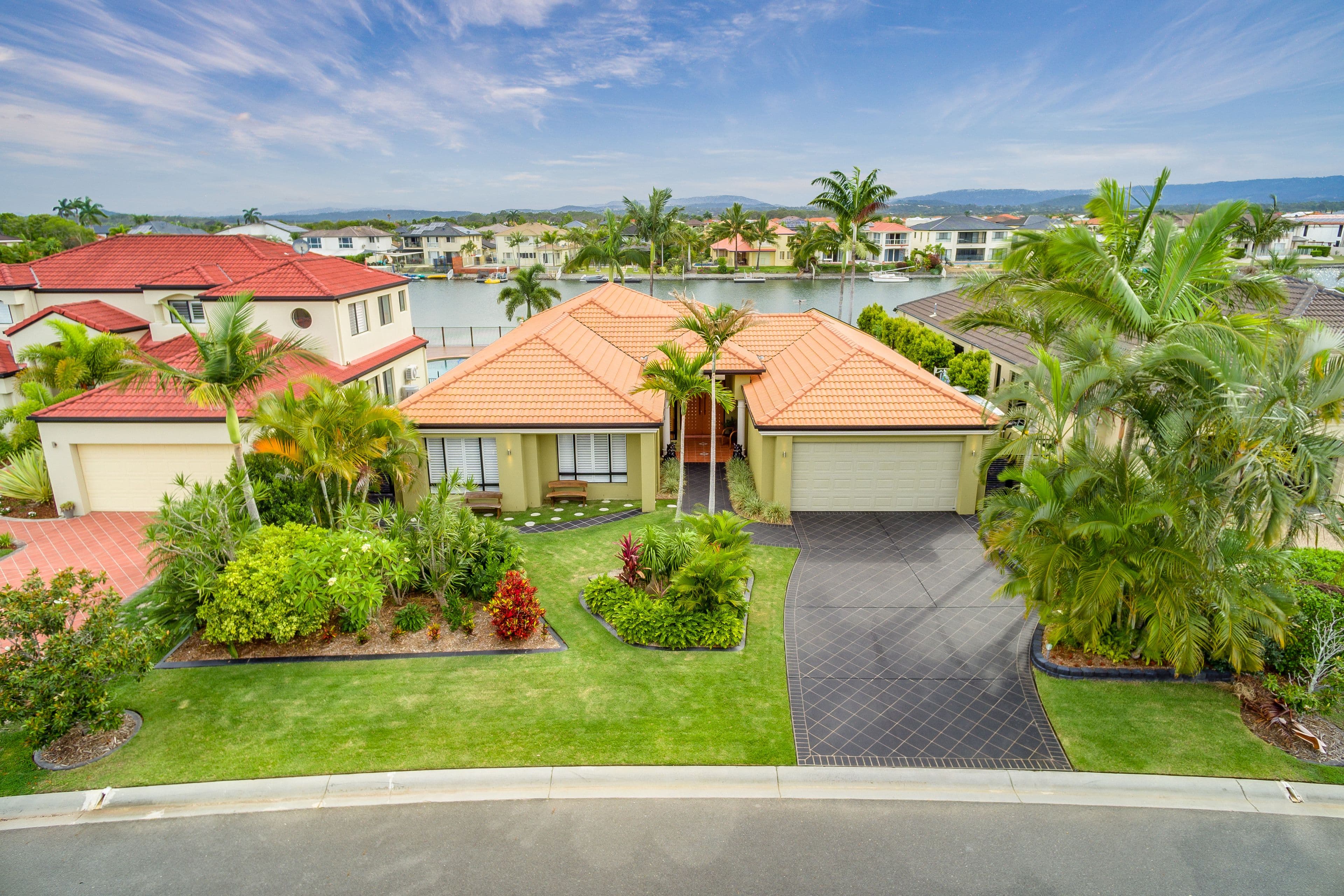 10 Champagne Boulevard, Helensvale QLD 4212, Helensvale - Thumbnail 4