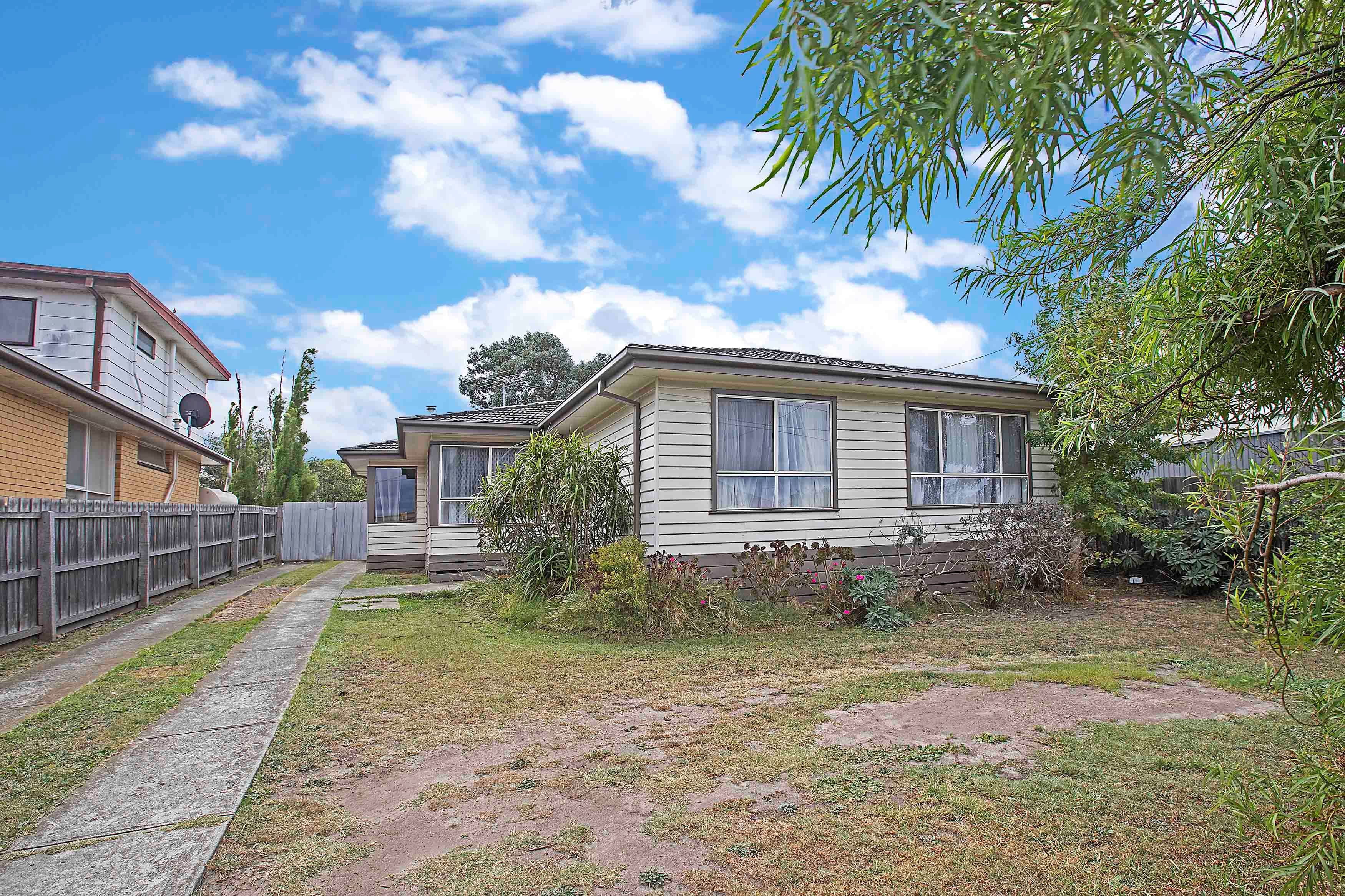 9 Bradman Avenue, Mount Evelyn - Thumbnail 2