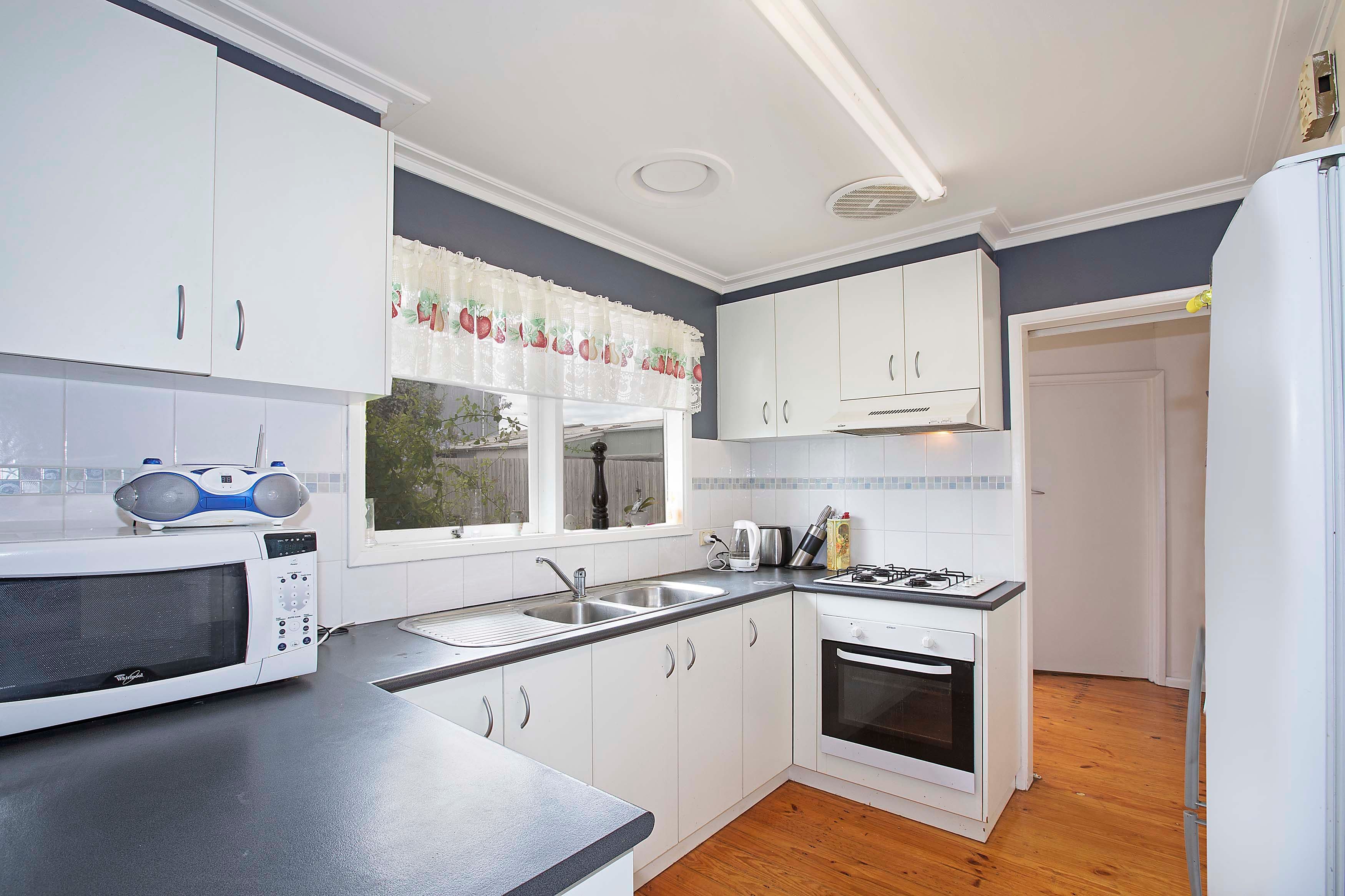 9 Bradman Avenue, Mount Evelyn - Thumbnail 3