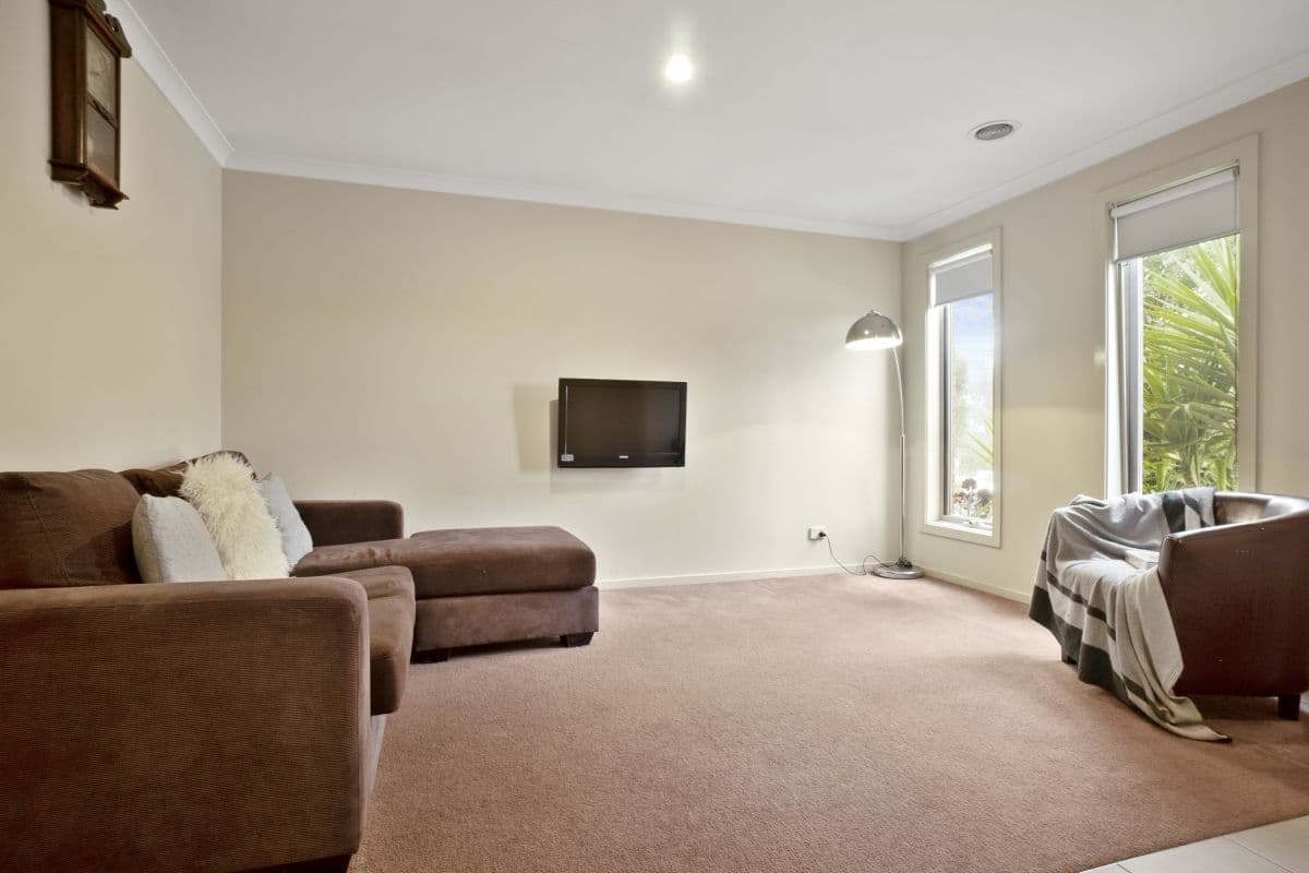 7 Paringa Pass, Wyndham Vale VIC 3024, Wyndham Vale - Thumbnail 4