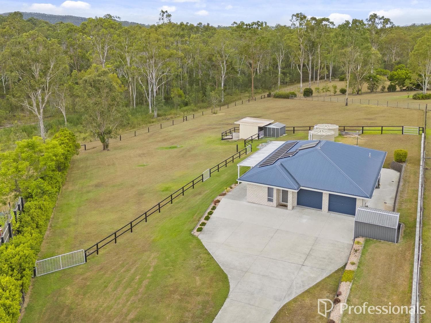 1 Prince of Wales Court, Mundoolun QLD 4285, Mundoolun - Image 1