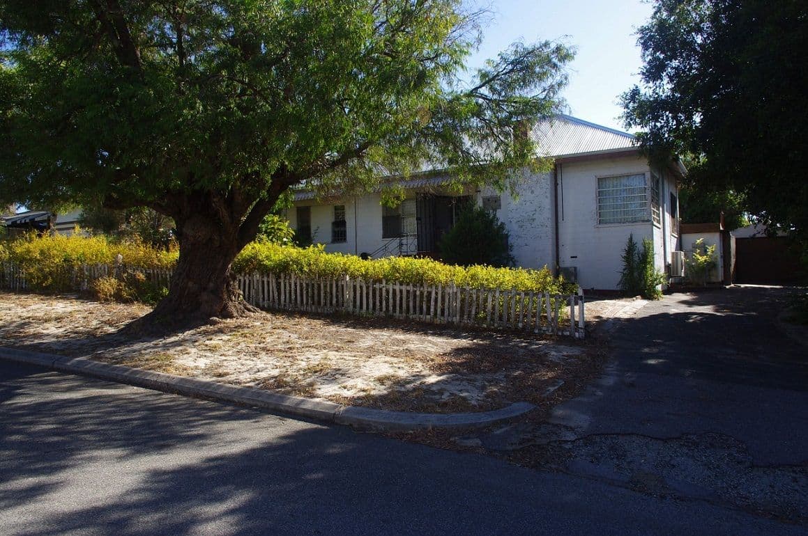 10 Tate Street, ST JAMES WA 6102, St James - Thumbnail 2