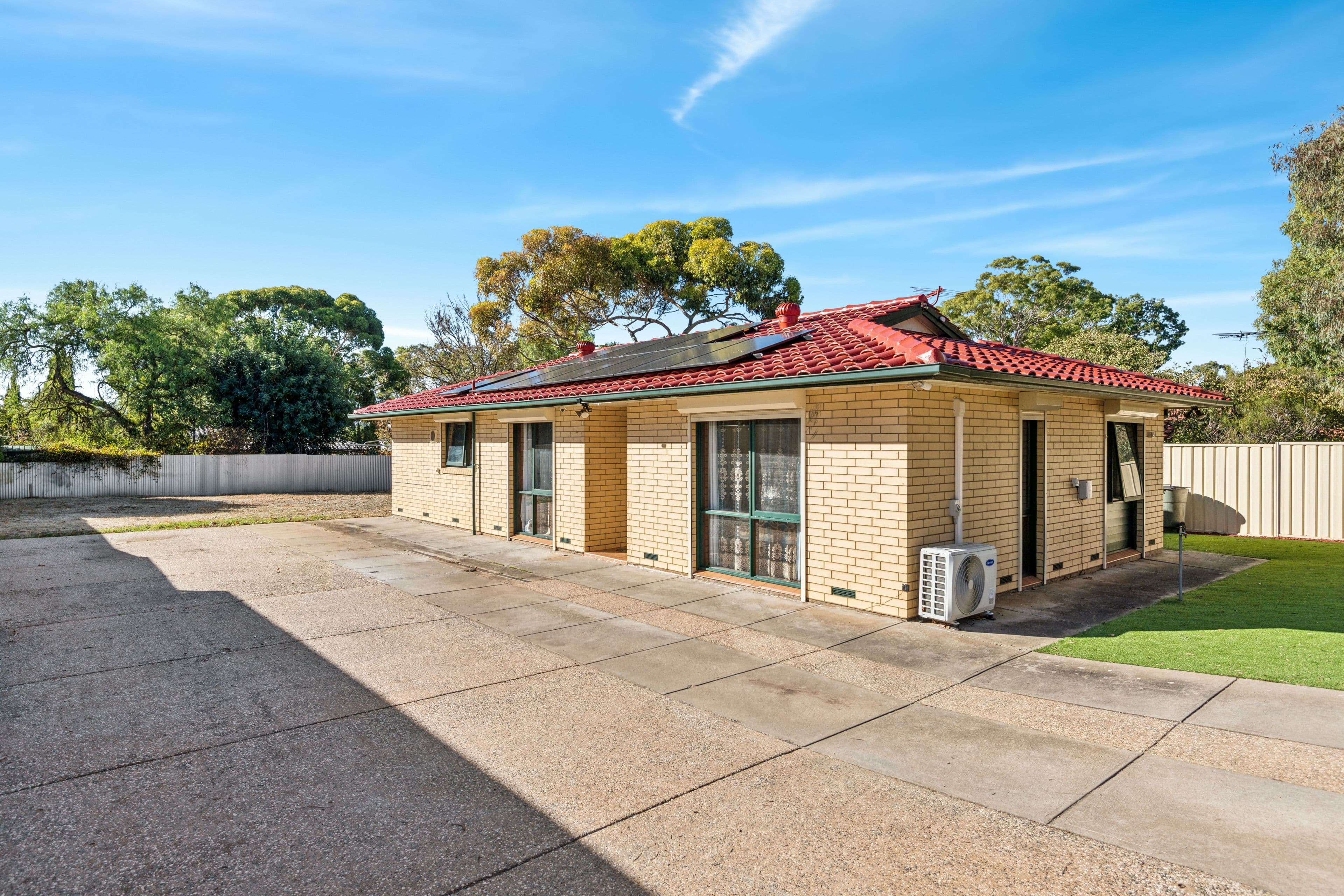 135 Reynell Road, Reynella East SA 5161, Reynella East - Thumbnail 2