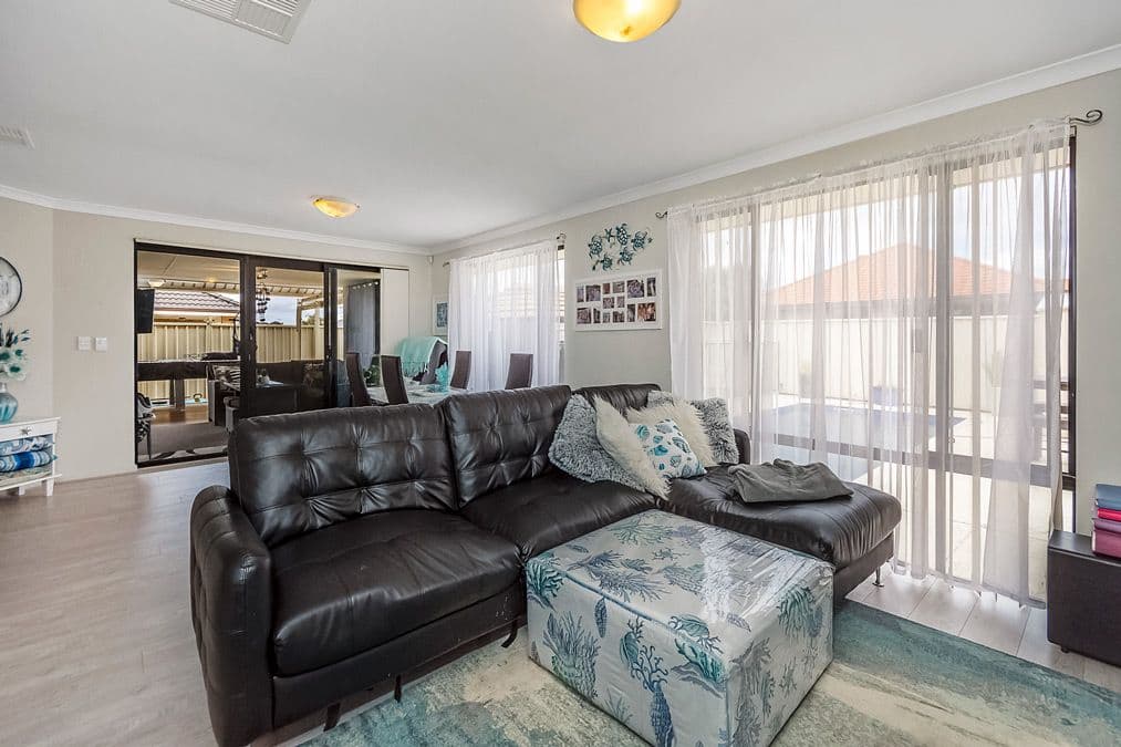 42 Pimento Circle, Port Kennedy WA 6172, Port Kennedy - Thumbnail 4