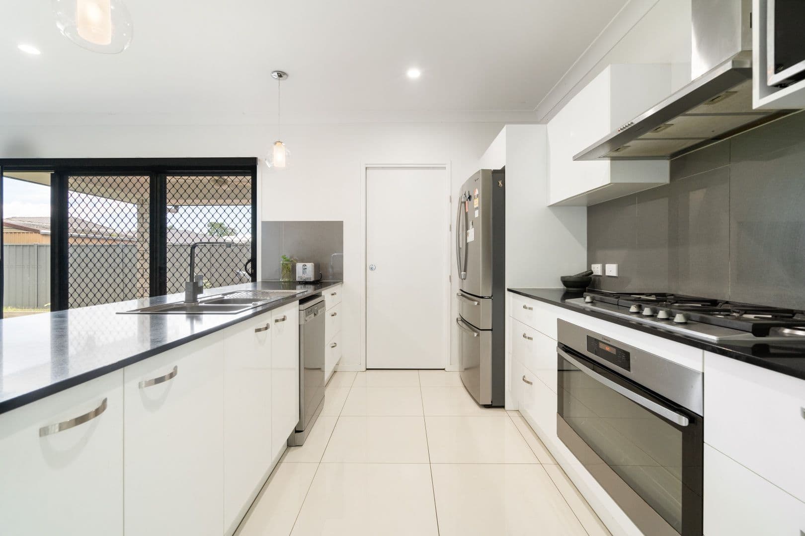 29 Landsboro Avenue, Boondall QLD 4034, Boondall - Thumbnail 3