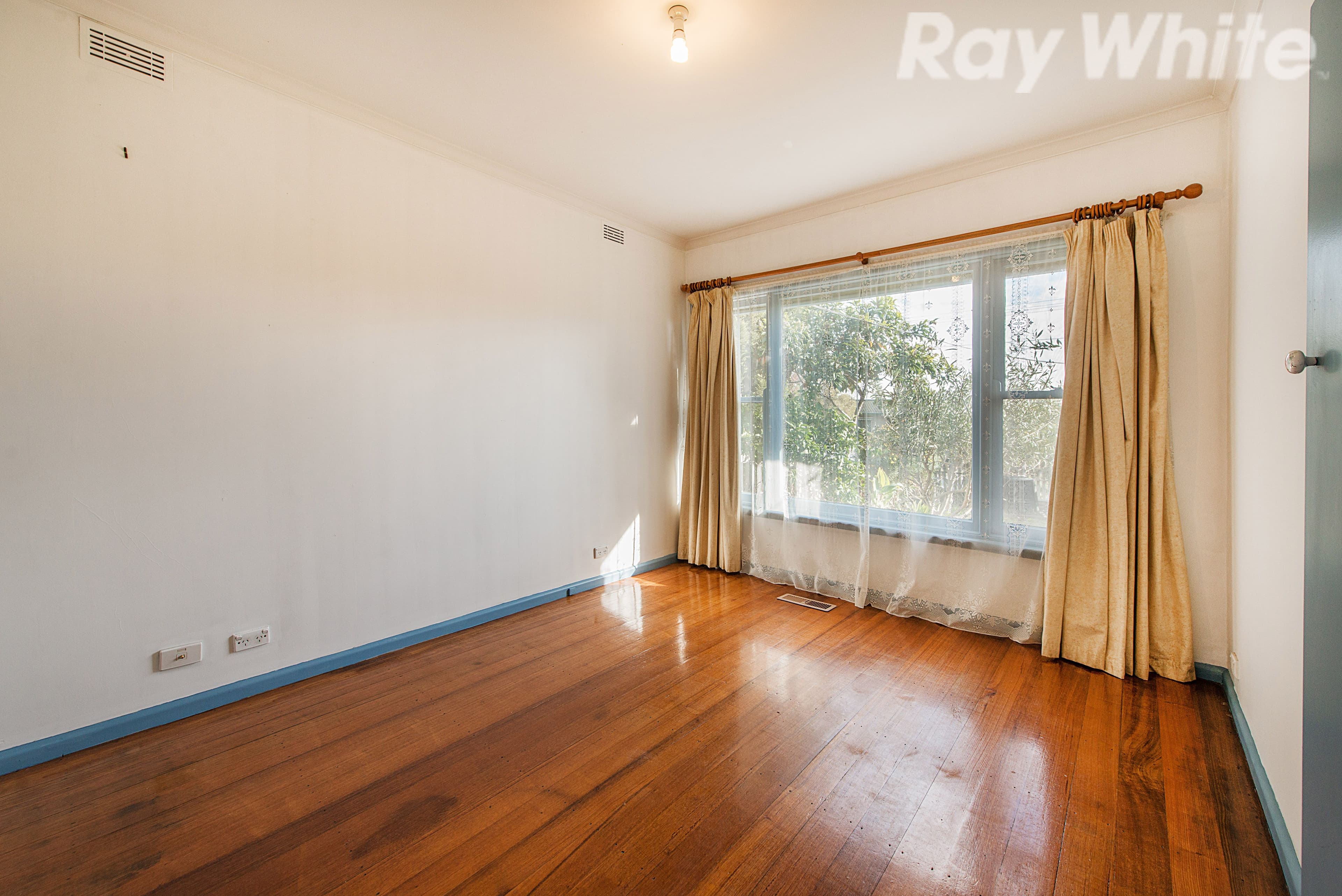 5 Bunnett Road, Knoxfield VIC 3180, Knoxfield - Thumbnail 7