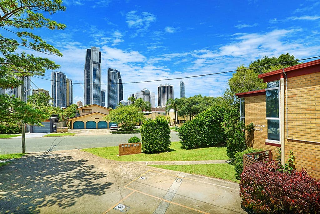 8 Darrambal Street, Chevron Island QLD 4217, Chevron Island - Image 1