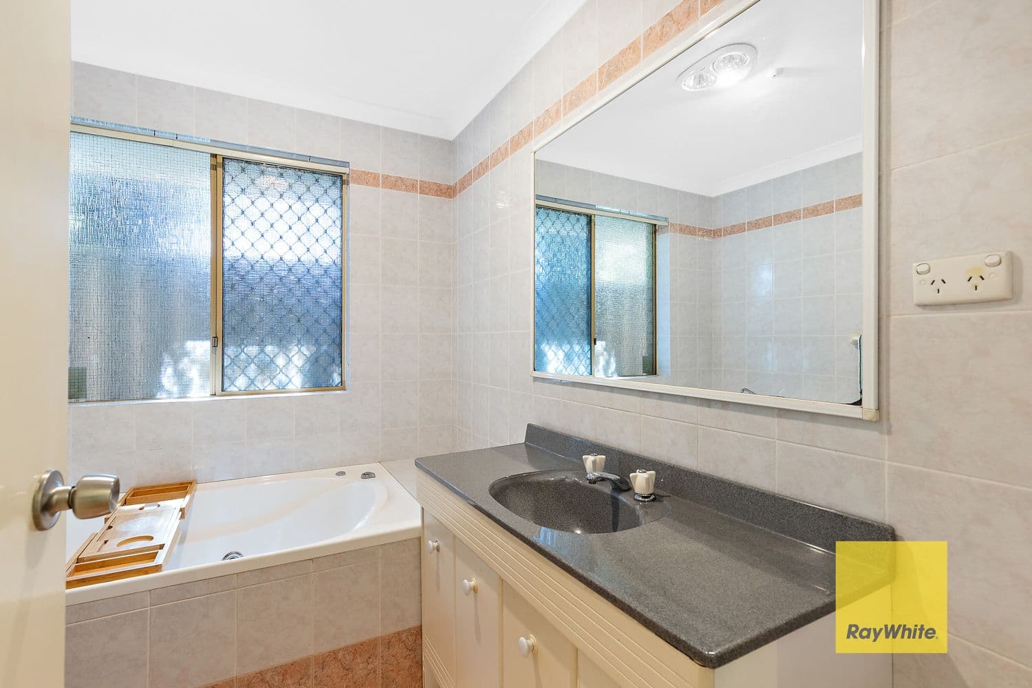 11A Wilby Place, Thornlie WA 6108, Thornlie - Thumbnail 7