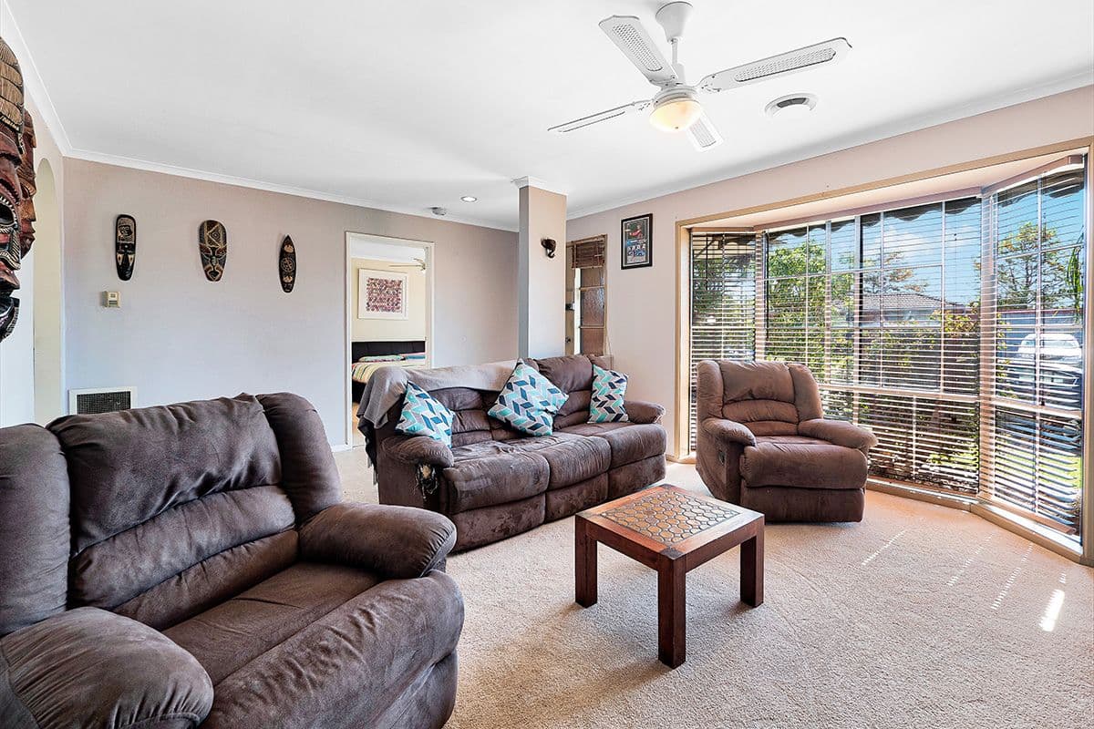 6 Lowther Court, Cranbourne North VIC 3977, Cranbourne North - Thumbnail 3