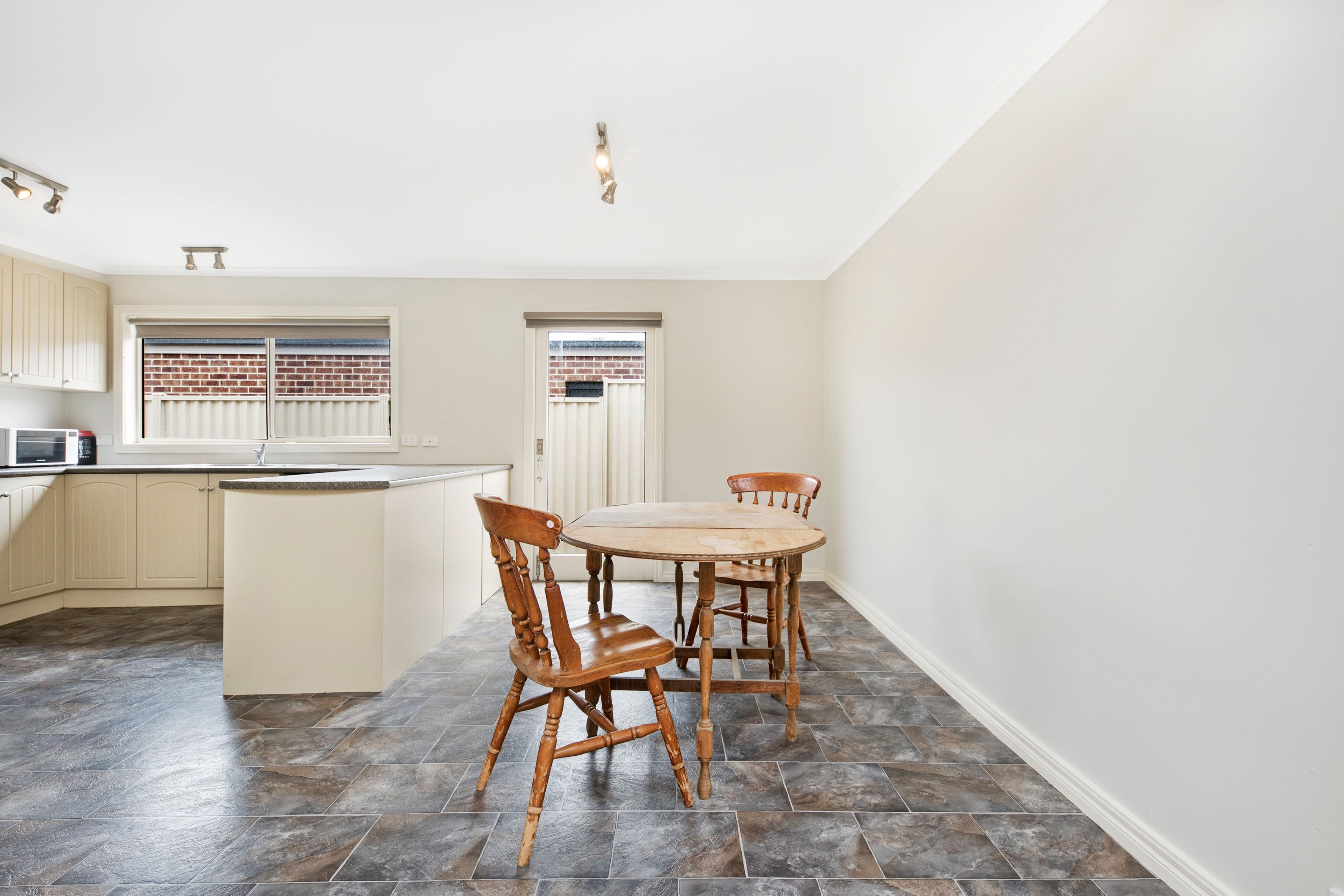 395 Humffray Street, Brown Hill VIC 3350, Brown Hill - Thumbnail 4