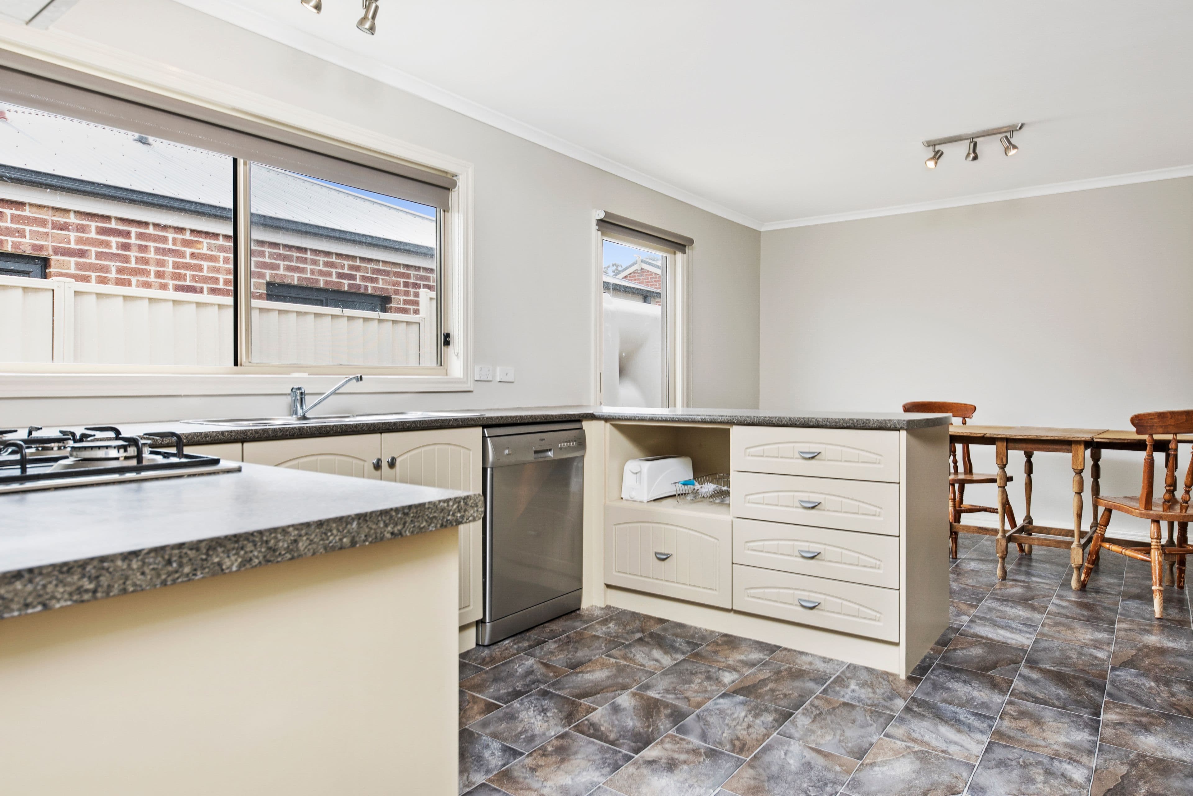 395 Humffray Street, Brown Hill VIC 3350, Brown Hill - Thumbnail 5