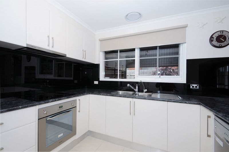 41 Houlder Avenue, JUNCTION VILLAGE VIC 3977, Junction Village - Thumbnail 3
