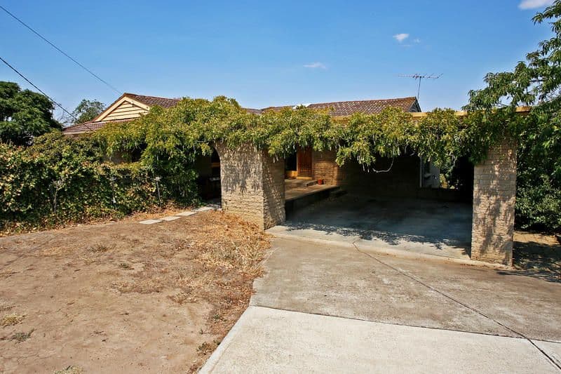 39 Reigate Road, HIGHTON VIC 3216, Highton - Image 1
