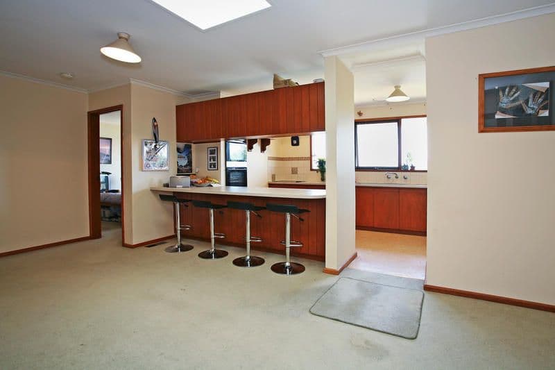 39 Reigate Road, HIGHTON VIC 3216, Highton - Thumbnail 4