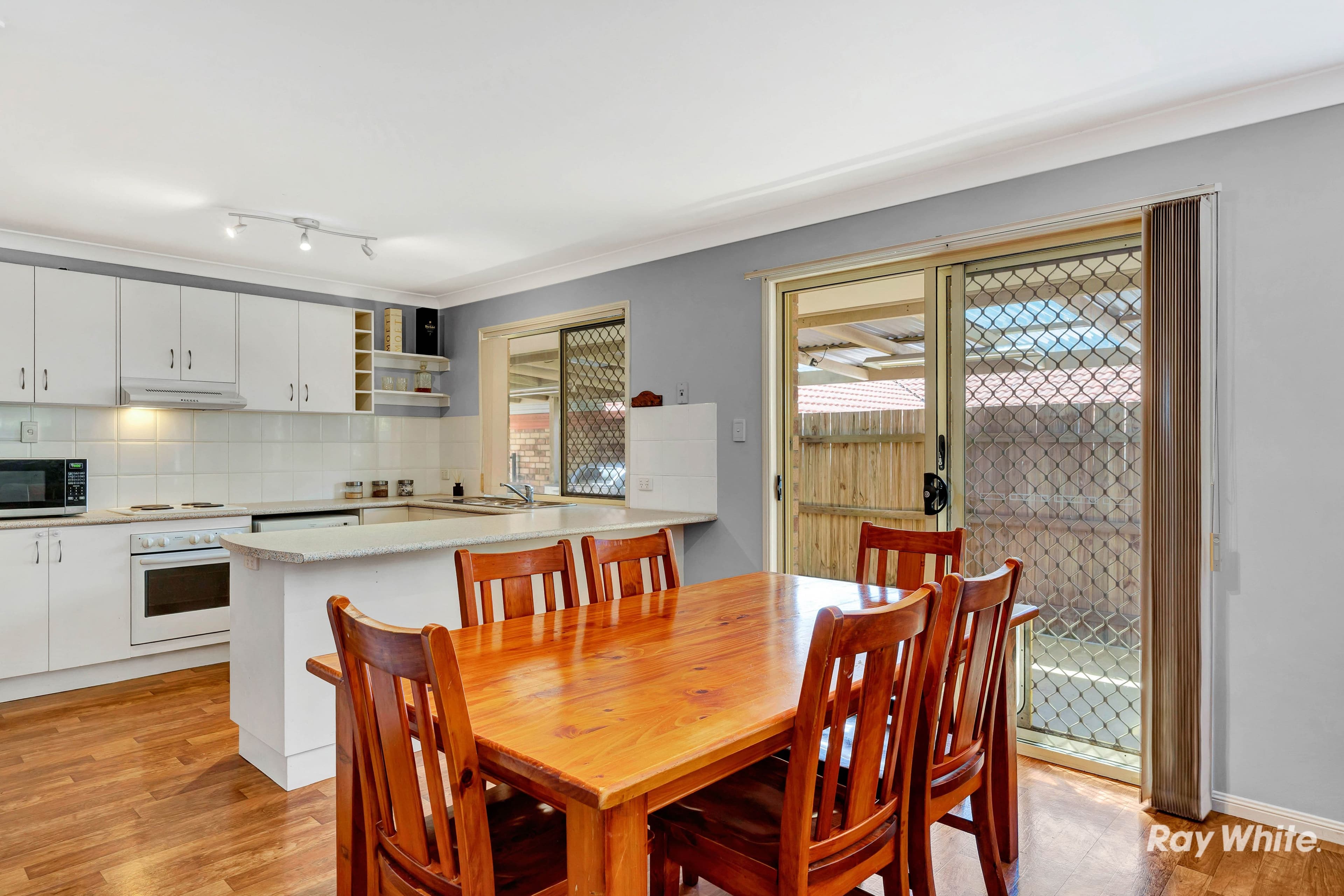 25 Chatfield Street, Edens Landing QLD 4207, Edens Landing - Thumbnail 4