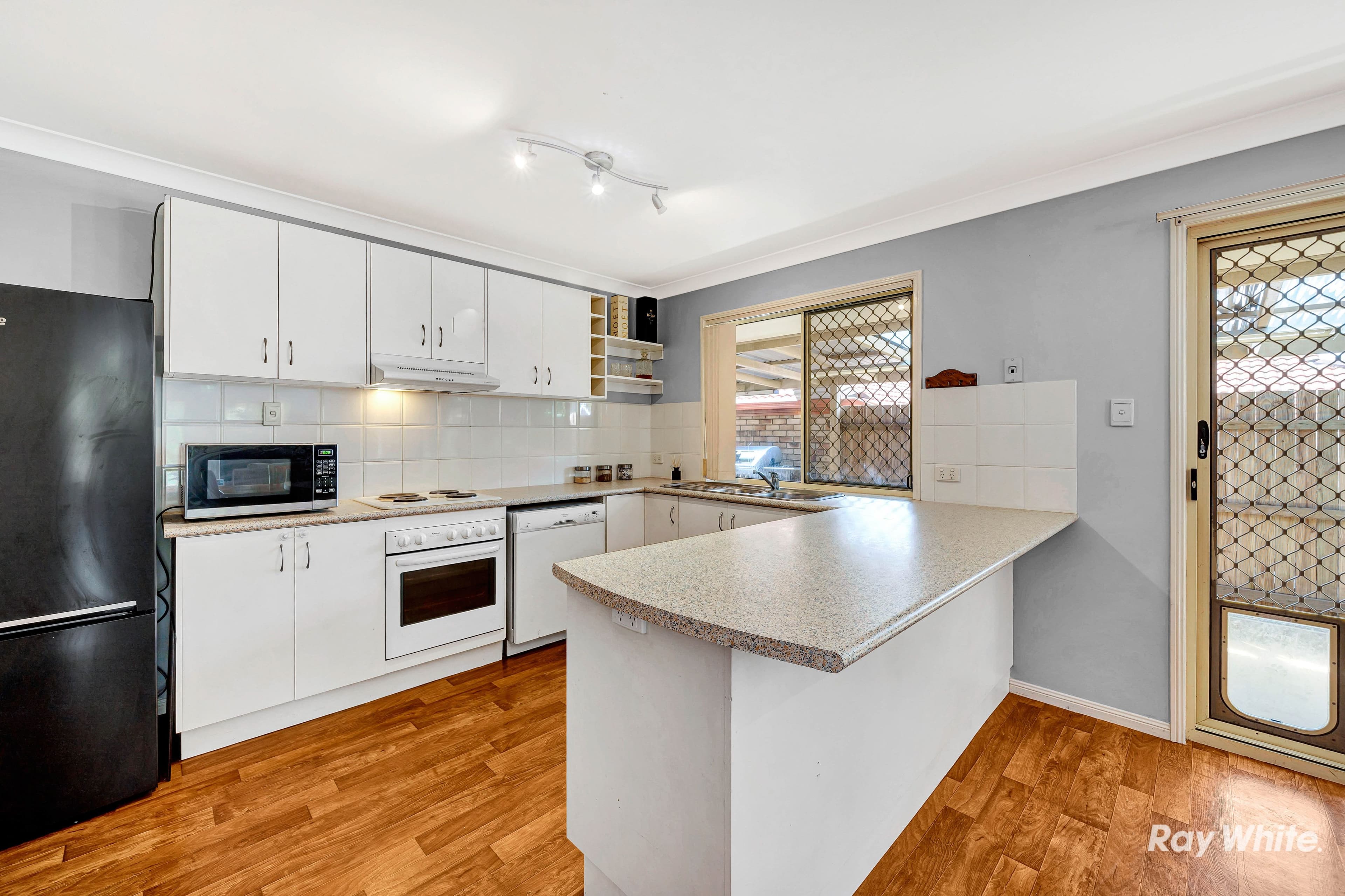 25 Chatfield Street, Edens Landing QLD 4207, Edens Landing - Thumbnail 5