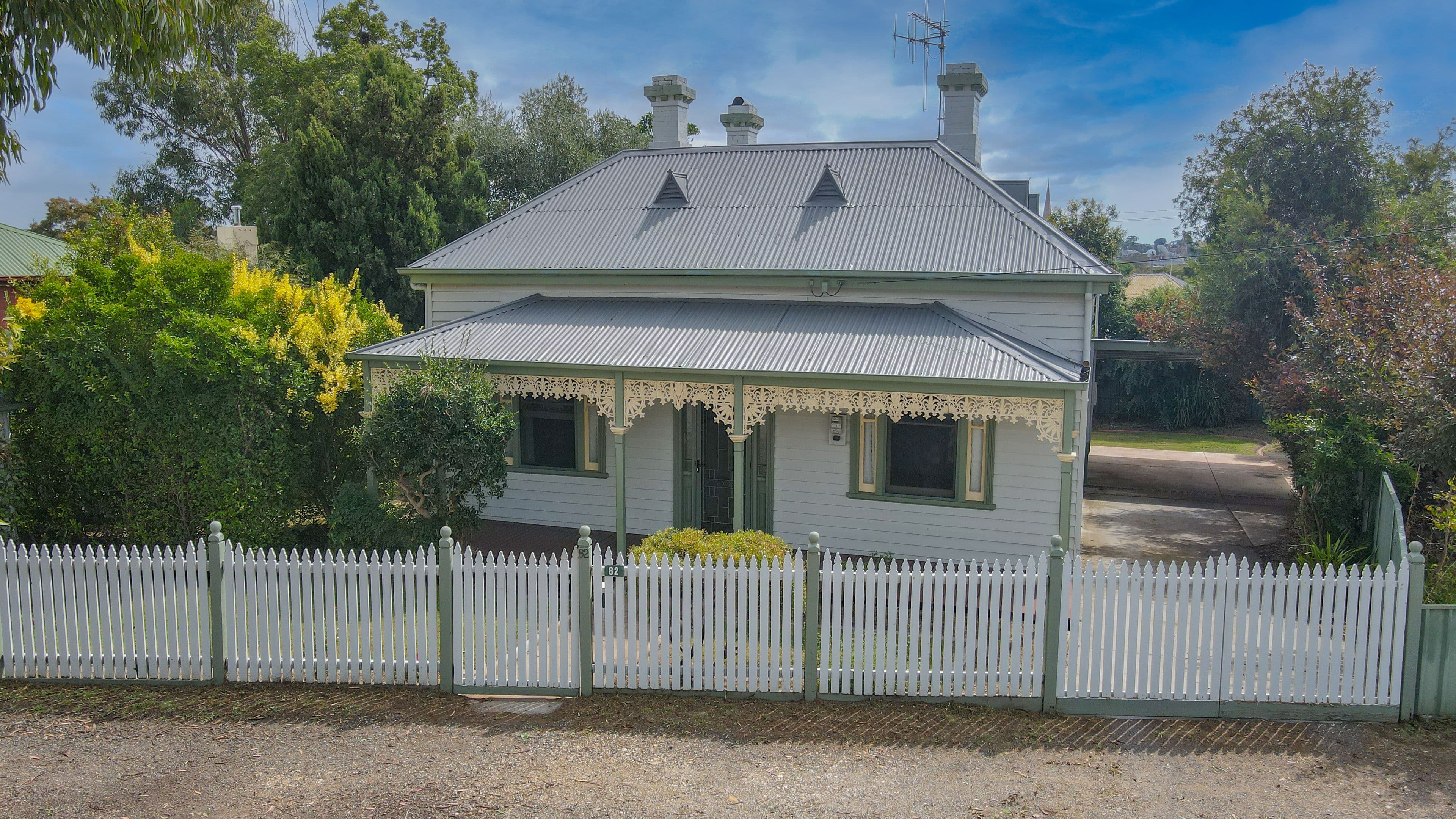 82 Gladstone Street, Quarry Hill VIC 3550, Quarry Hill - Image 1