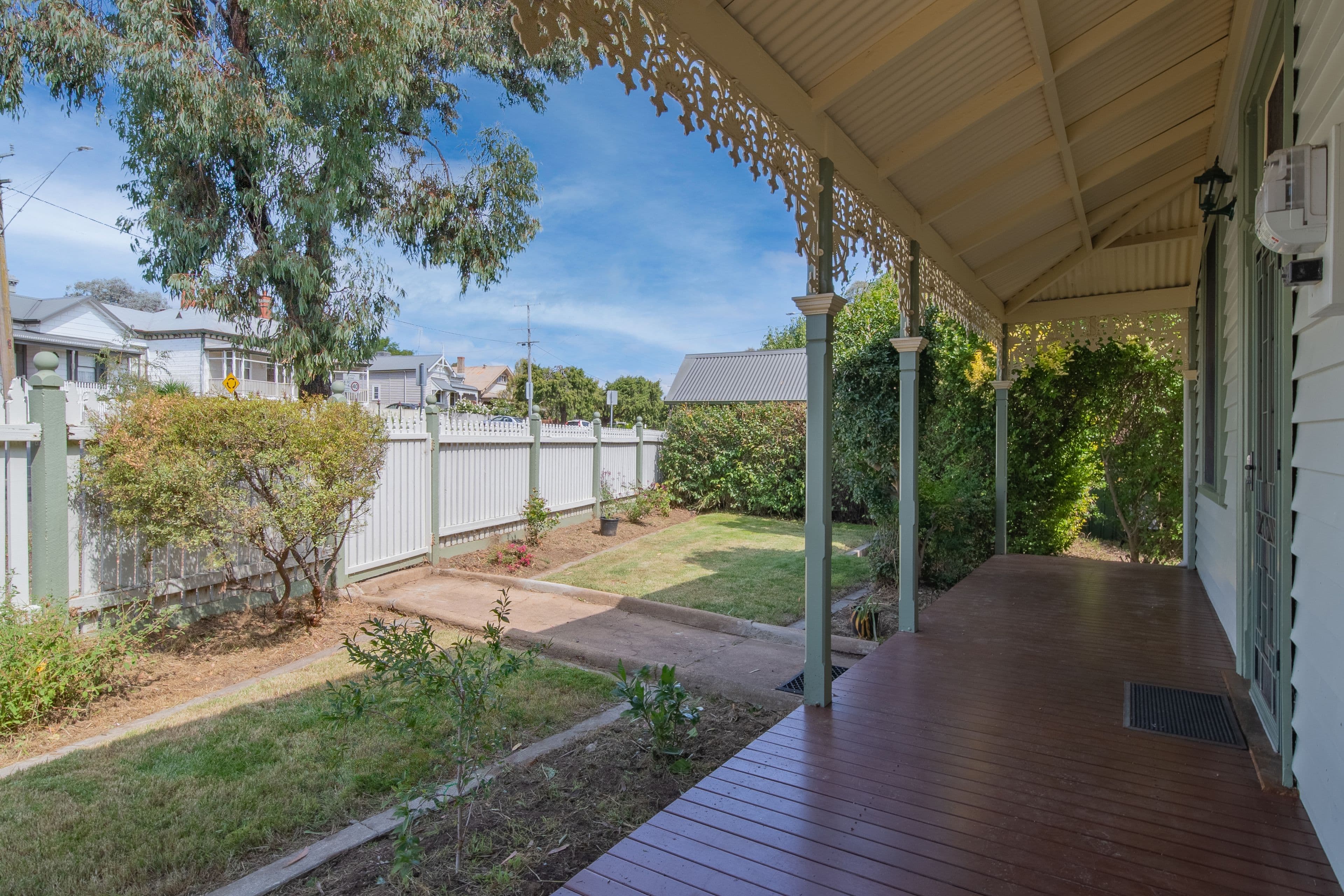 82 Gladstone Street, Quarry Hill VIC 3550, Quarry Hill - Thumbnail 3