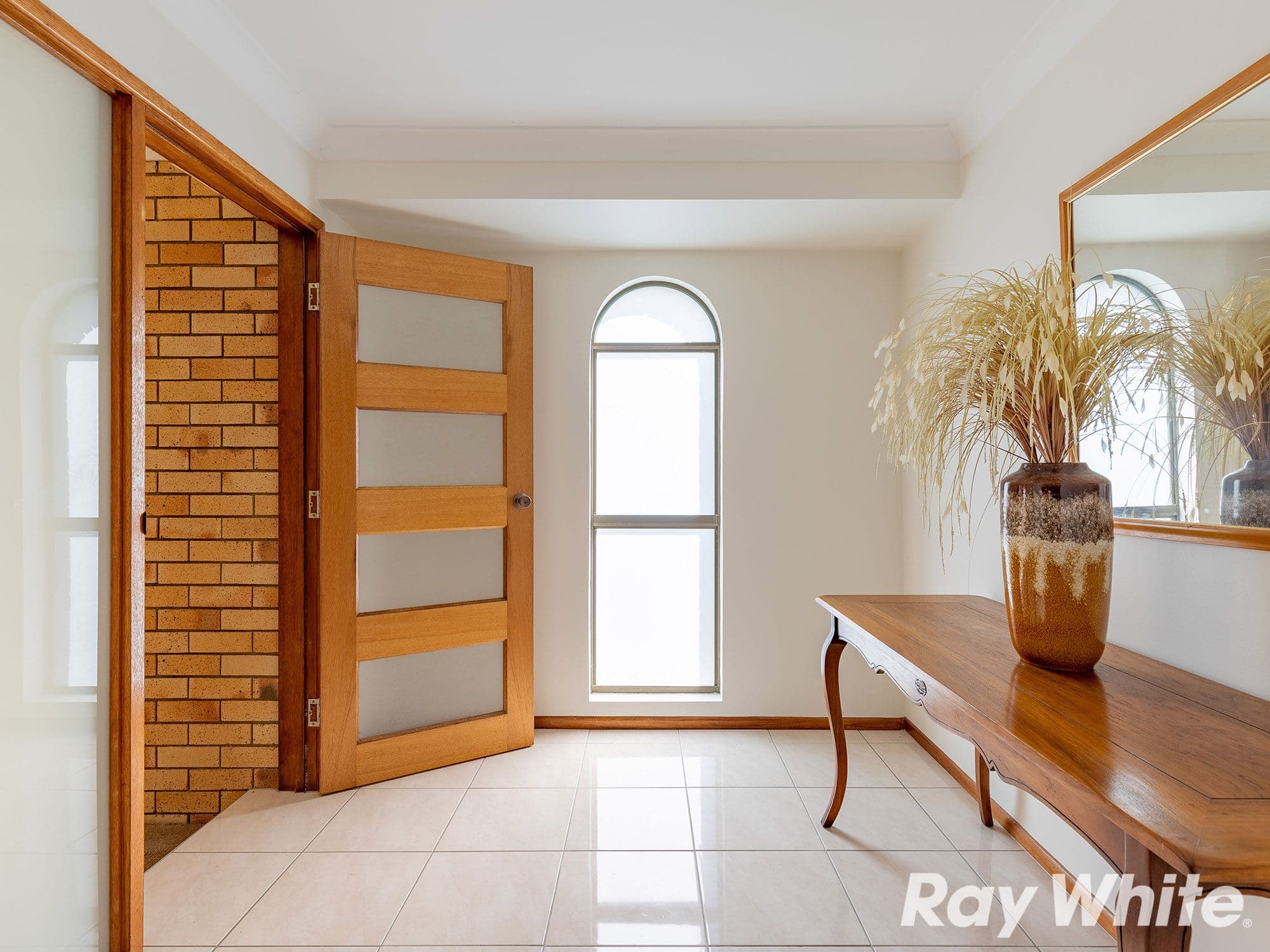 2 Bedivere Street, Carindale QLD 4152, Carindale - Image 1