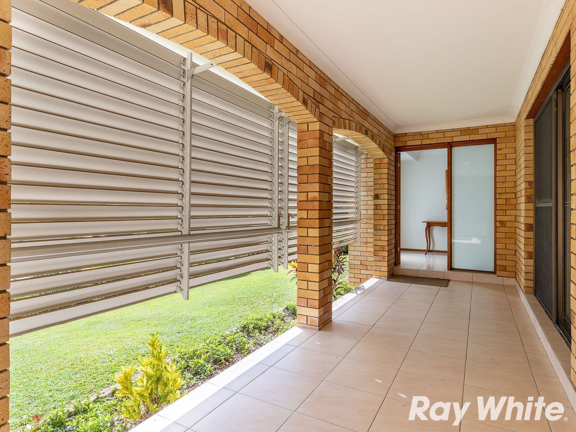 2 Bedivere Street, Carindale QLD 4152, Carindale - Thumbnail 3