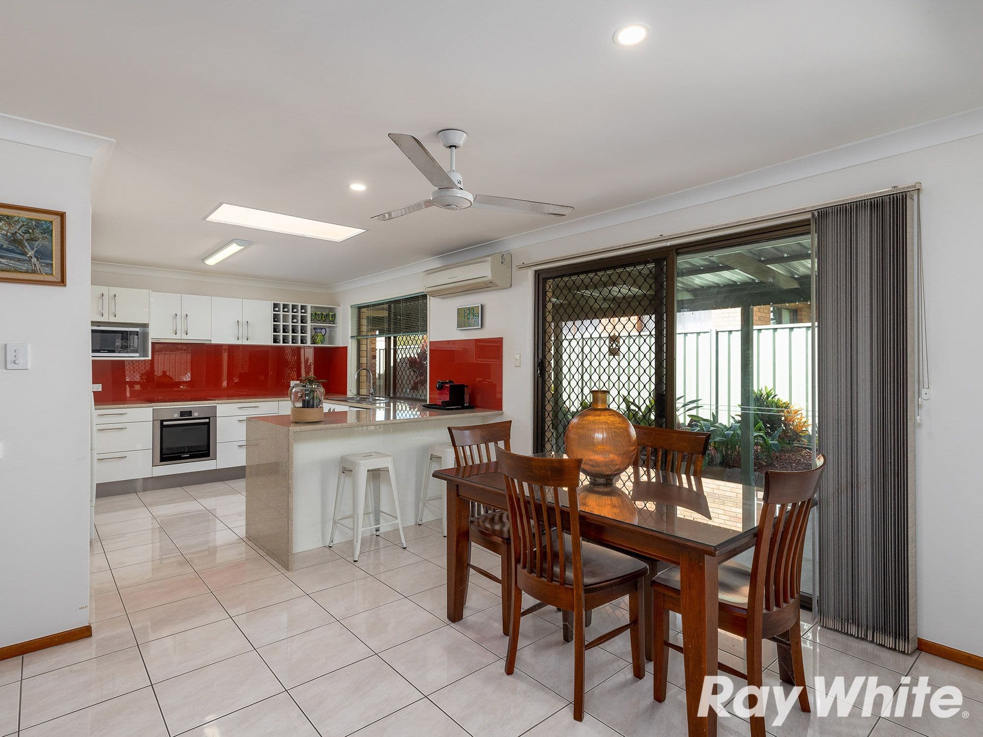 2 Bedivere Street, Carindale QLD 4152, Carindale - Thumbnail 6
