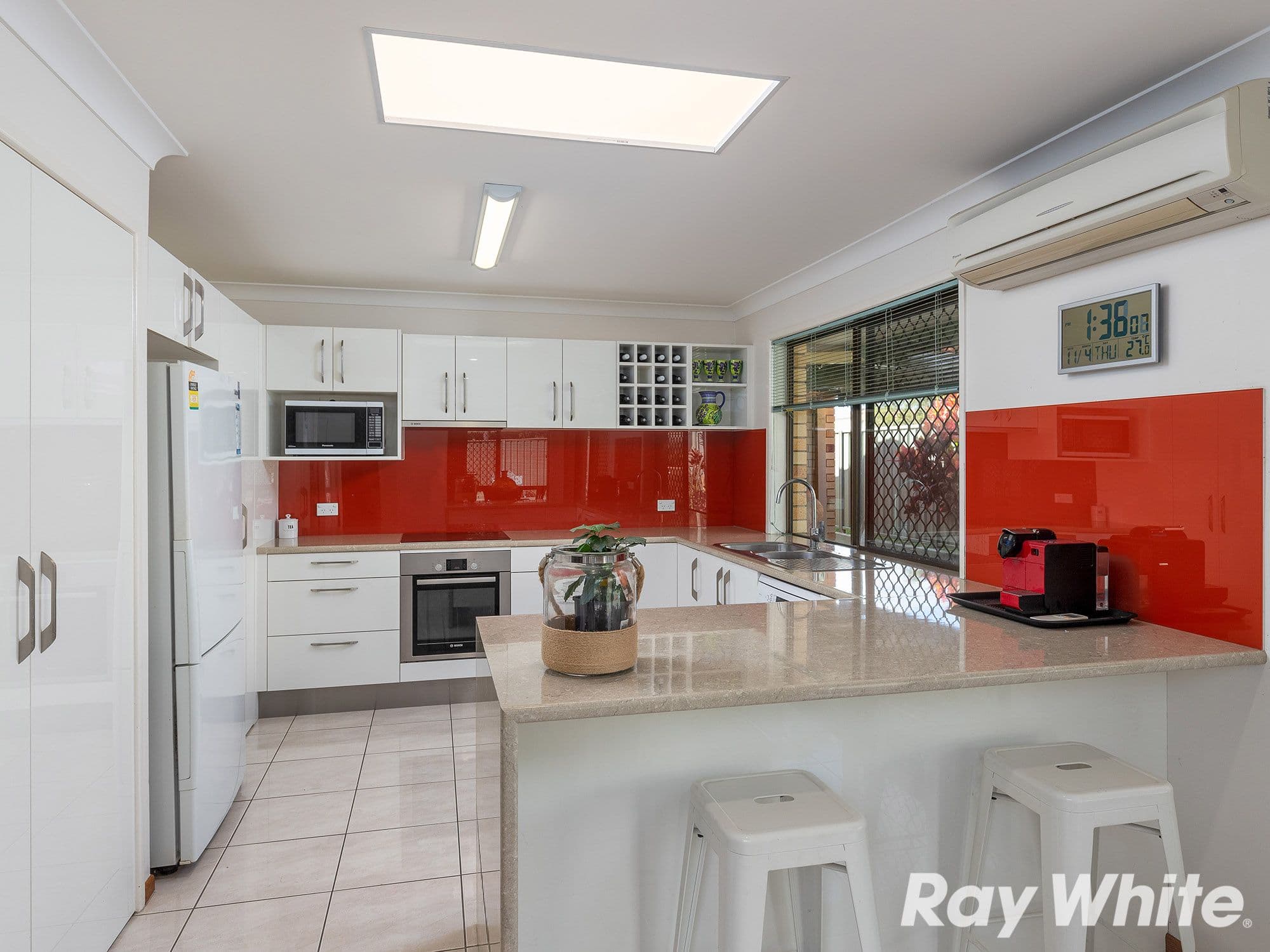 2 Bedivere Street, Carindale QLD 4152, Carindale - Thumbnail 7