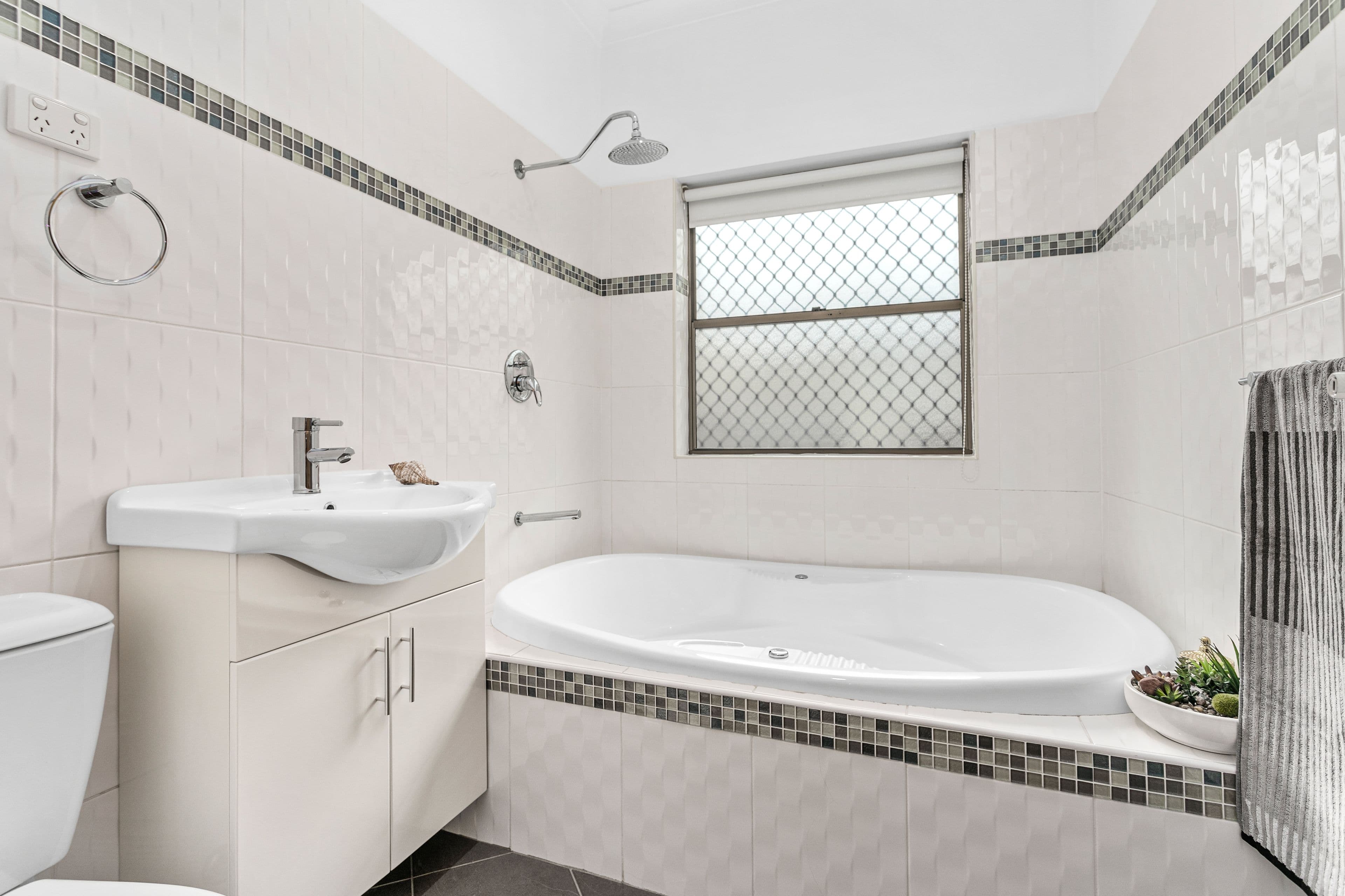 52 Robertson Street, Port Kembla - Thumbnail 8