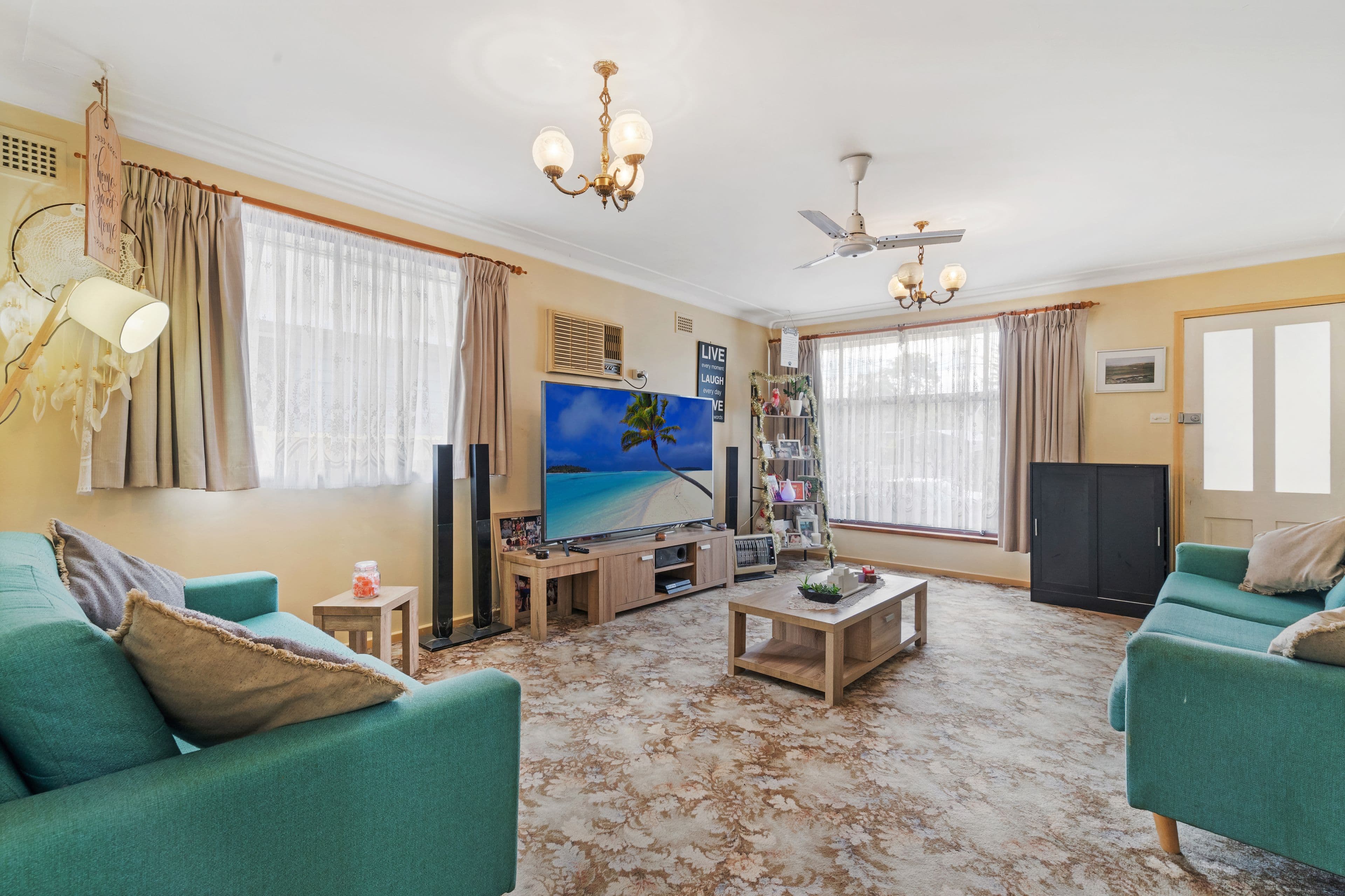 34 Solo Crescent, Fairfield NSW 2165, Fairfield - Thumbnail 2