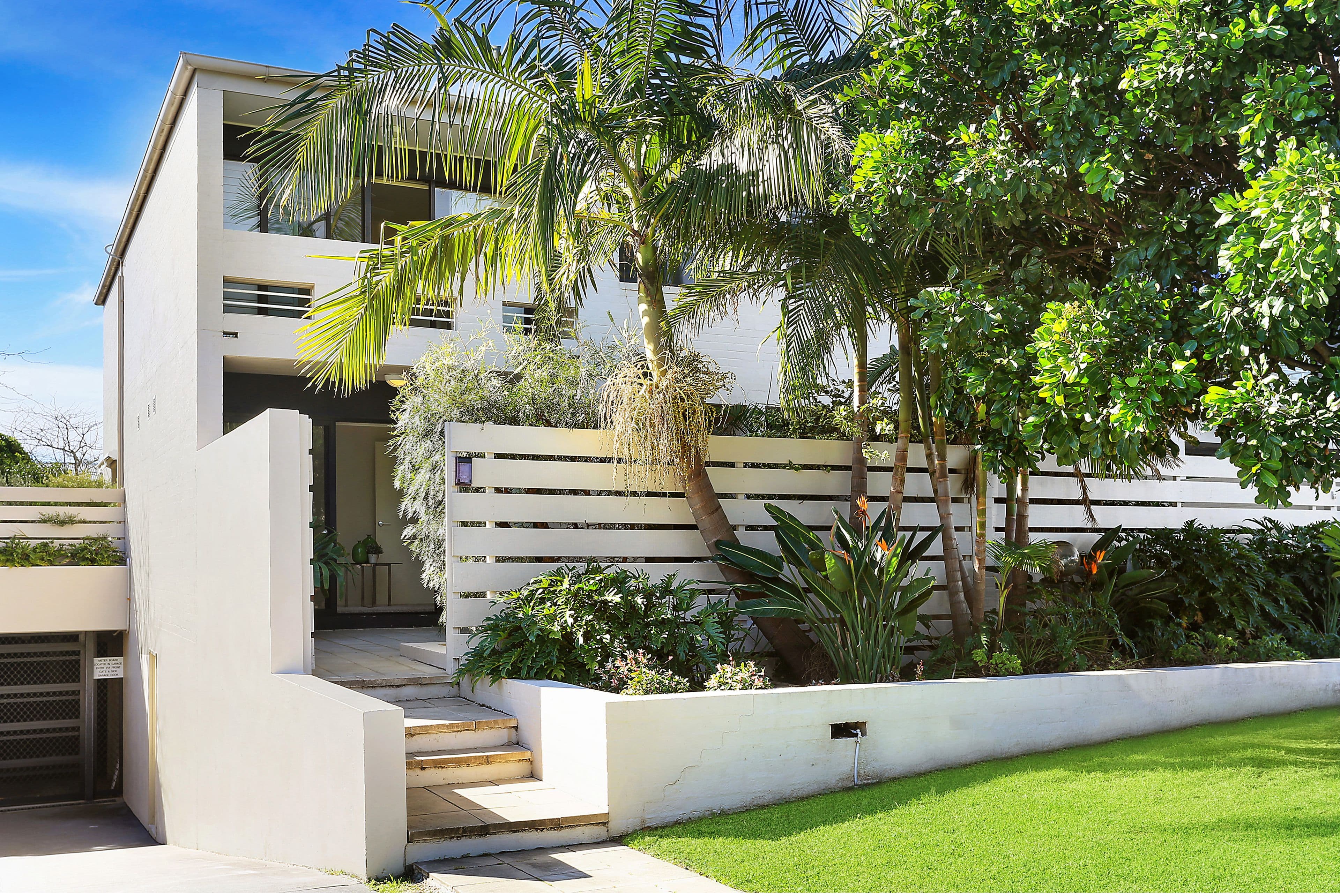 28 Golf Avenue, Mona Vale - Thumbnail 2