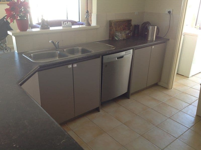 6 Elwell Street, SECRET HARBOUR WA 6173, Secret Harbour - Thumbnail 2
