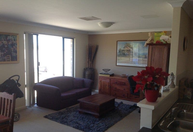 6 Elwell Street, SECRET HARBOUR WA 6173, Secret Harbour - Thumbnail 6