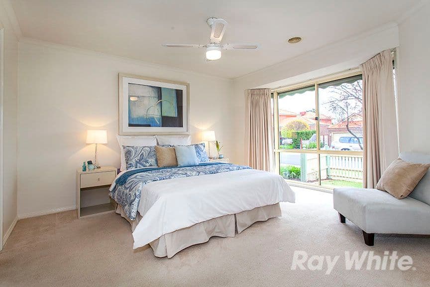11 Kwinana Street, Glen Waverley VIC 3150, Glen Waverley - Thumbnail 3