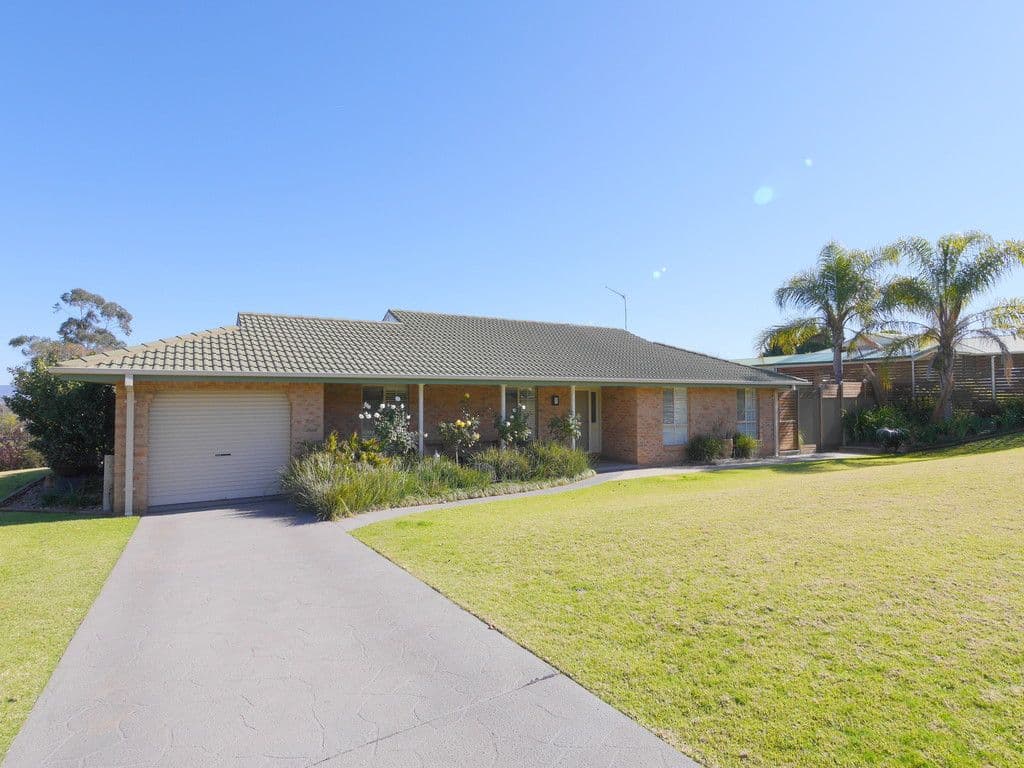 40 Evans Street, Cowra NSW 2794, Cowra - Image 1