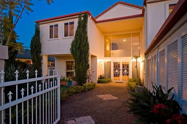 25 Corringle Close, HELENSVALE QLD 4212, Helensvale - Thumbnail 4