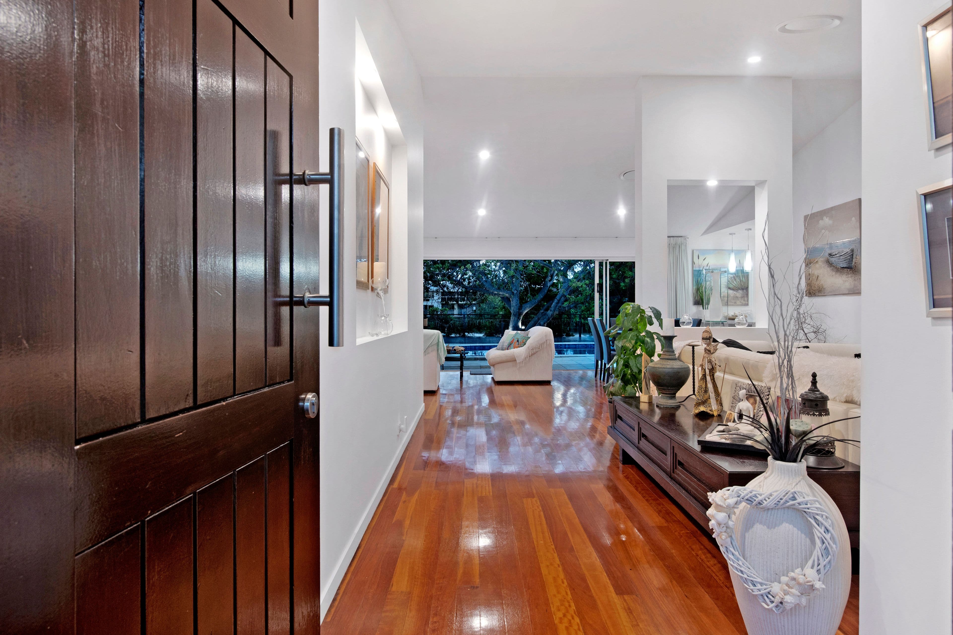 74 Gretel Drive, Mermaid Waters QLD 4218, Mermaid Waters - Thumbnail 3