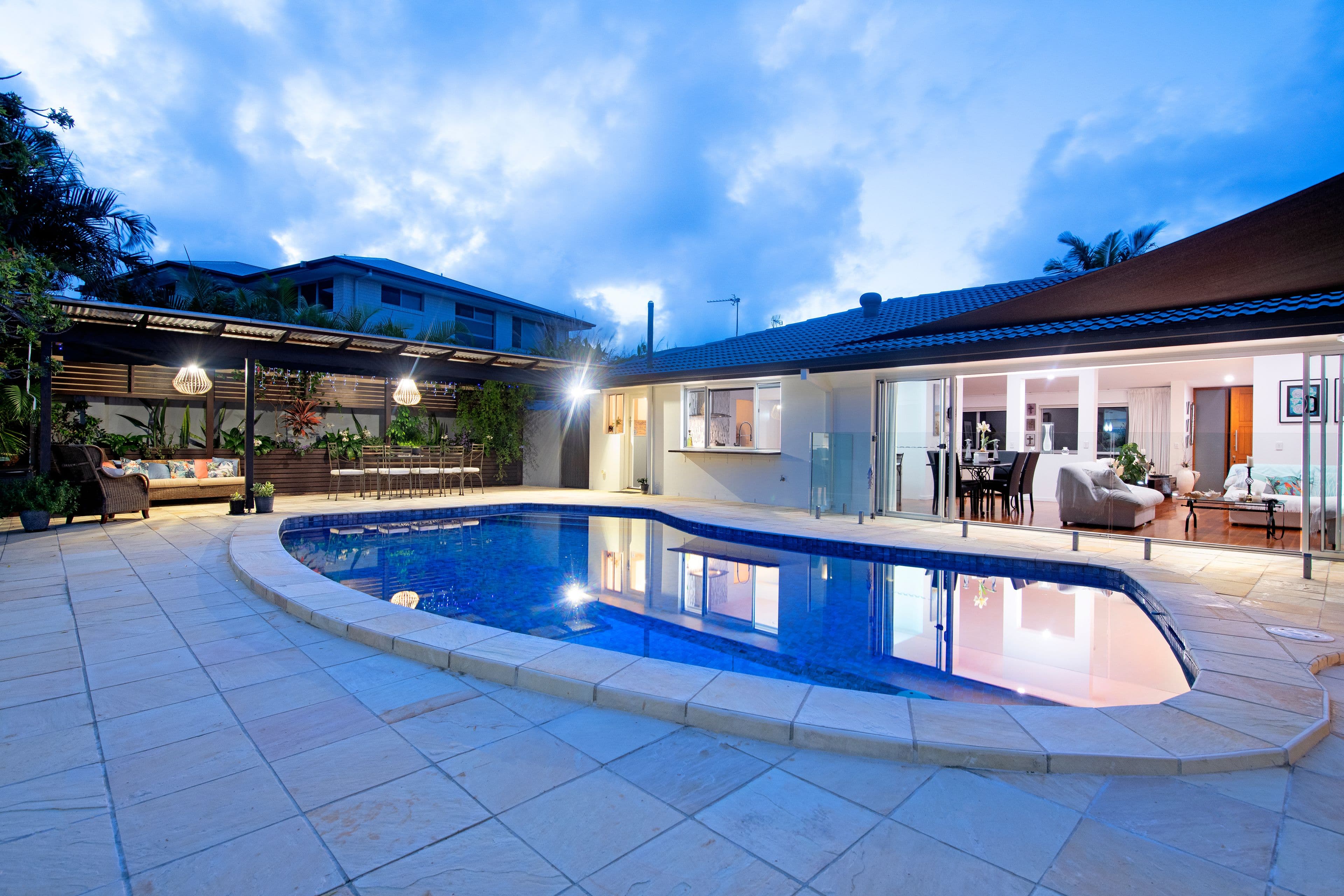 74 Gretel Drive, Mermaid Waters QLD 4218, Mermaid Waters - Thumbnail 6