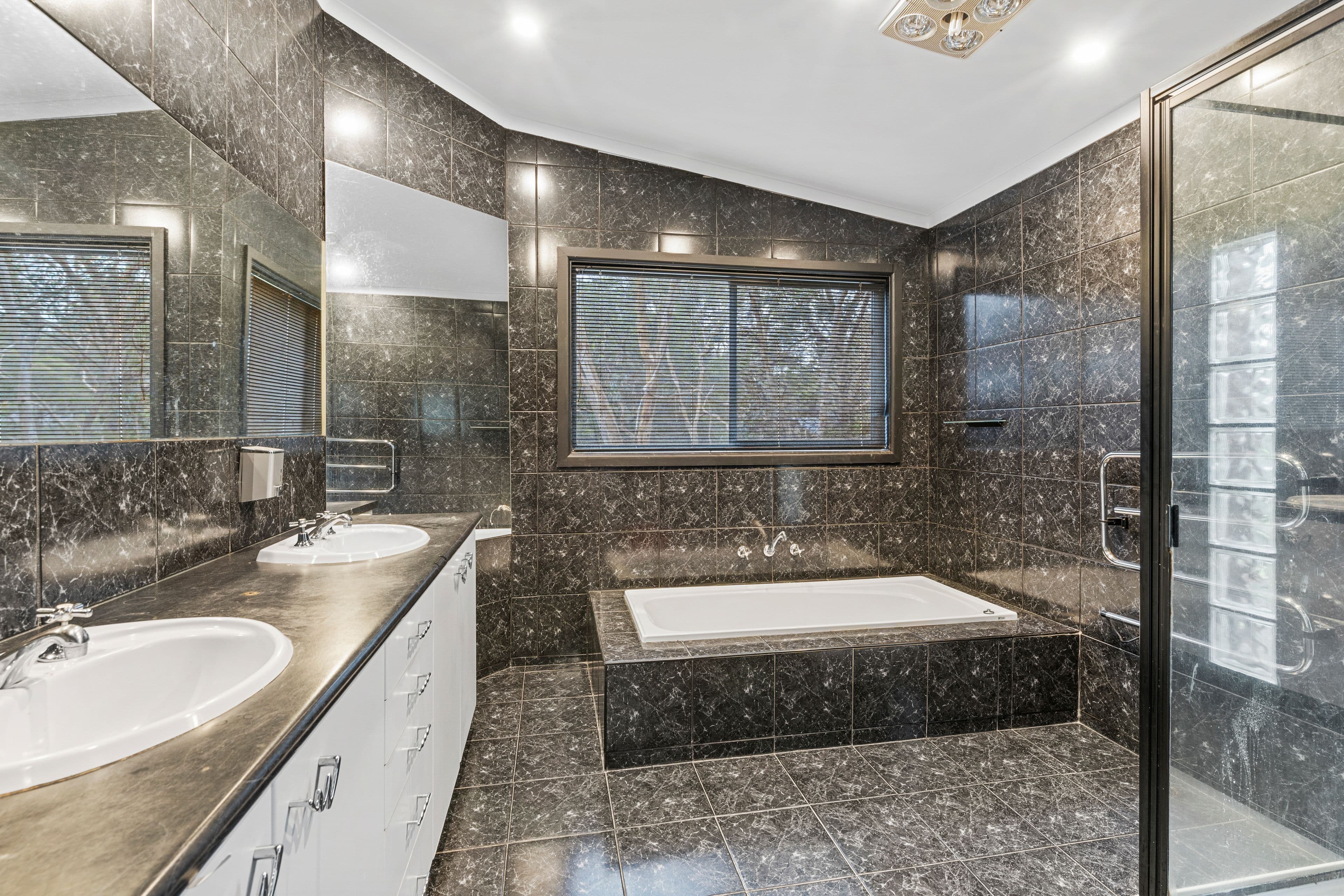 72 Karingal Drive, Eltham North VIC 3095, Eltham North - Thumbnail 6