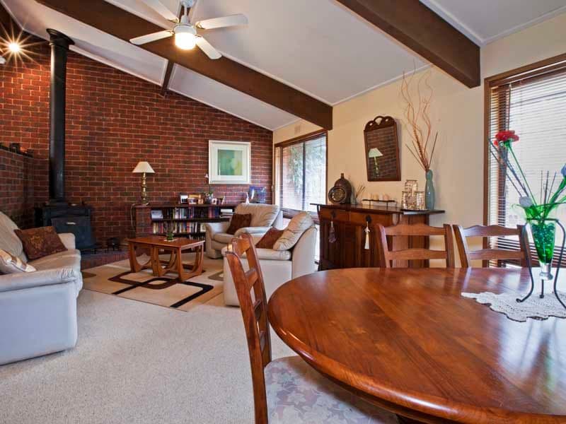 2 Carramar Court, HIGHTON VIC 3216, Highton - Thumbnail 2