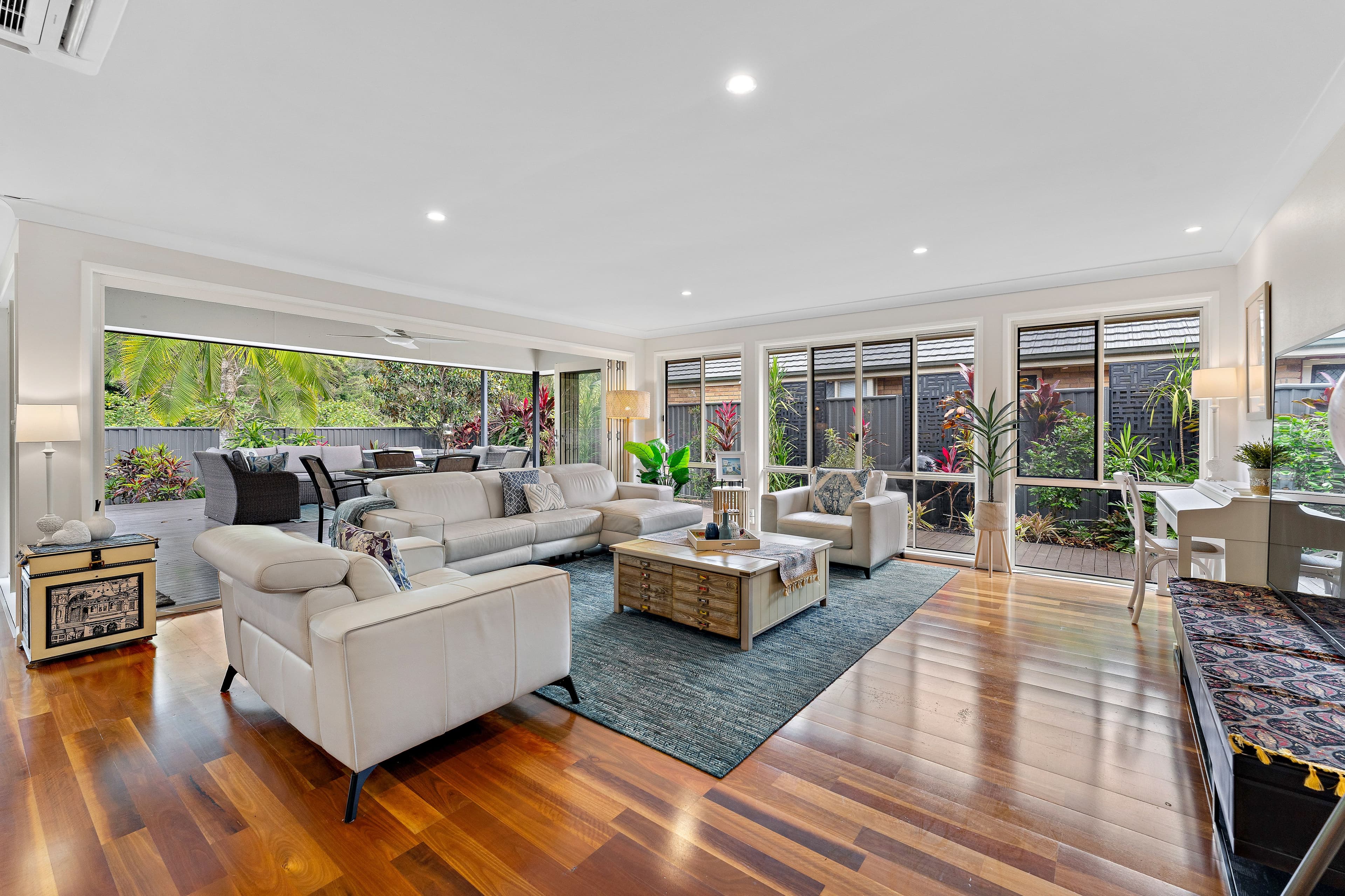 8 Savanna Place, Eight Mile Plains QLD 4113, Eight Mile Plains - Thumbnail 5