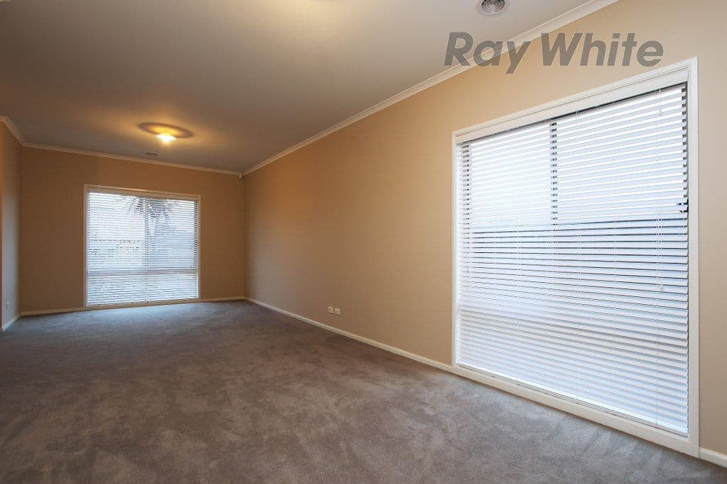12 Cowan Parkway, POINT COOK VIC 3030, Point Cook - Thumbnail 3