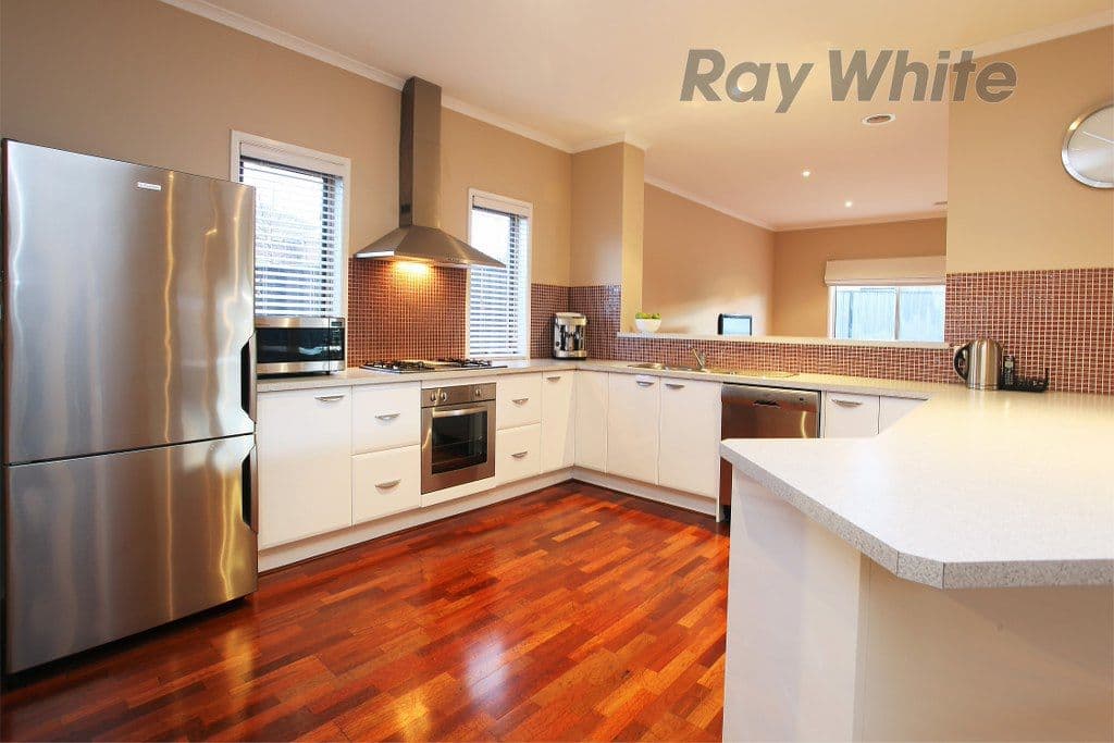 12 Cowan Parkway, POINT COOK VIC 3030, Point Cook - Thumbnail 5