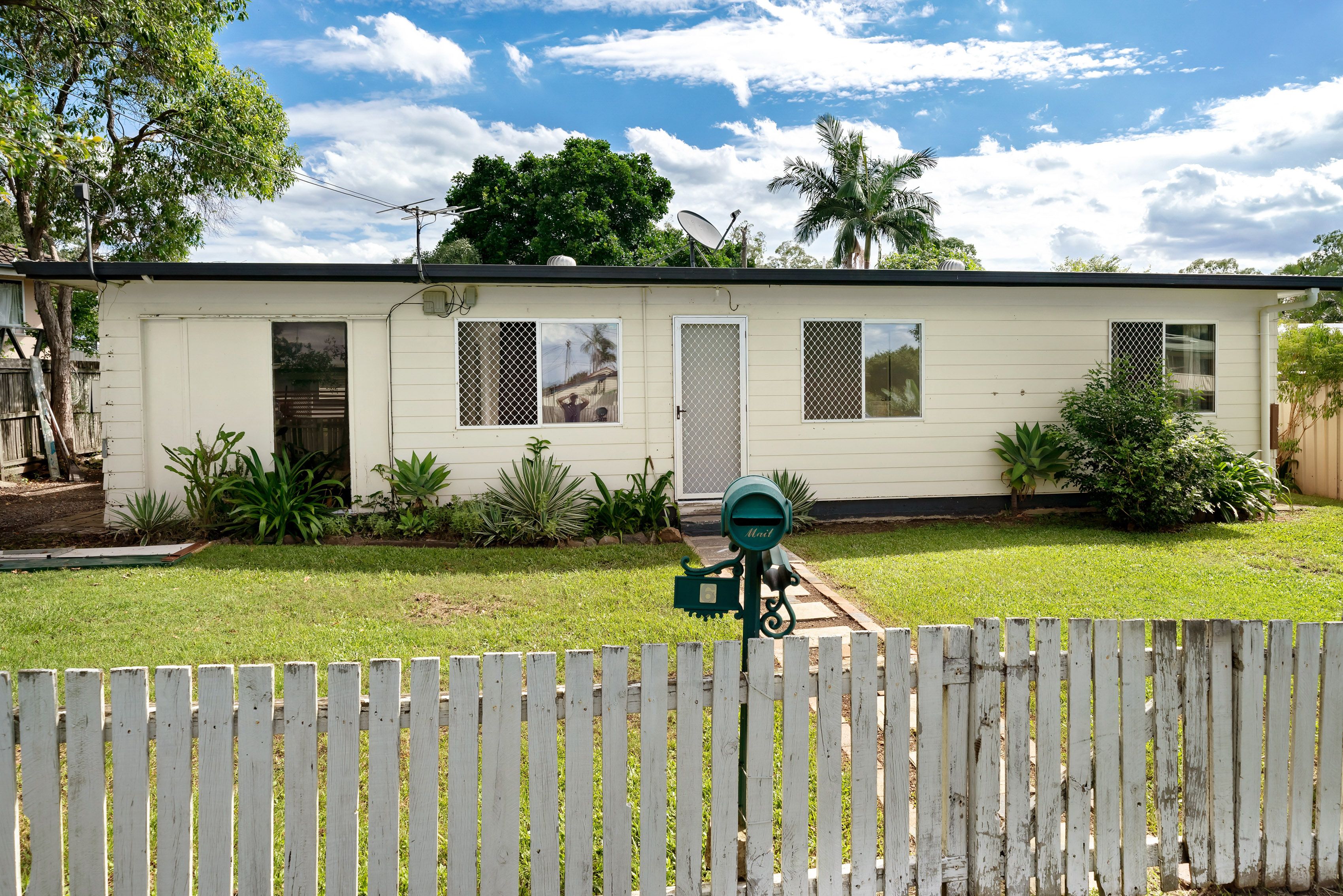 6 Dampier Avenue, Eagleby QLD 4207, Eagleby - Image 1