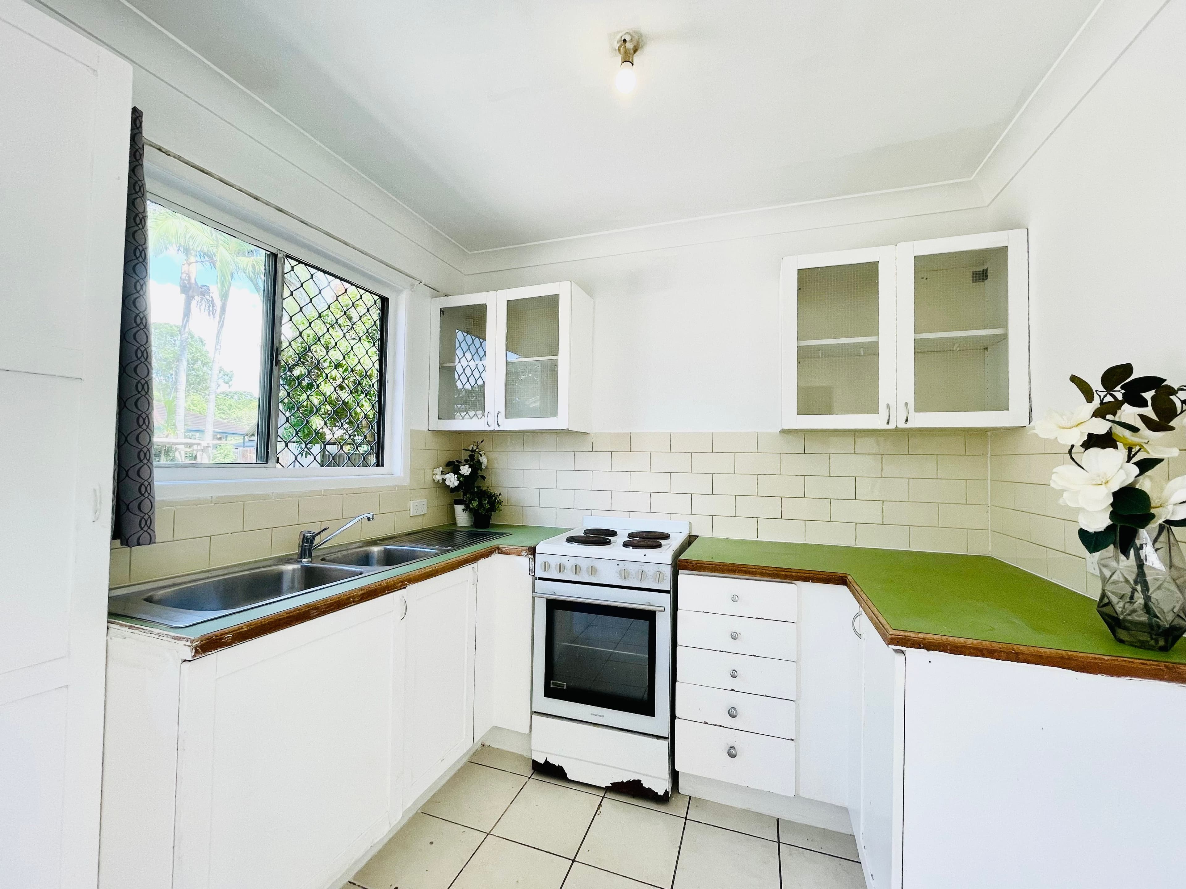 6 Dampier Avenue, Eagleby QLD 4207, Eagleby - Thumbnail 4