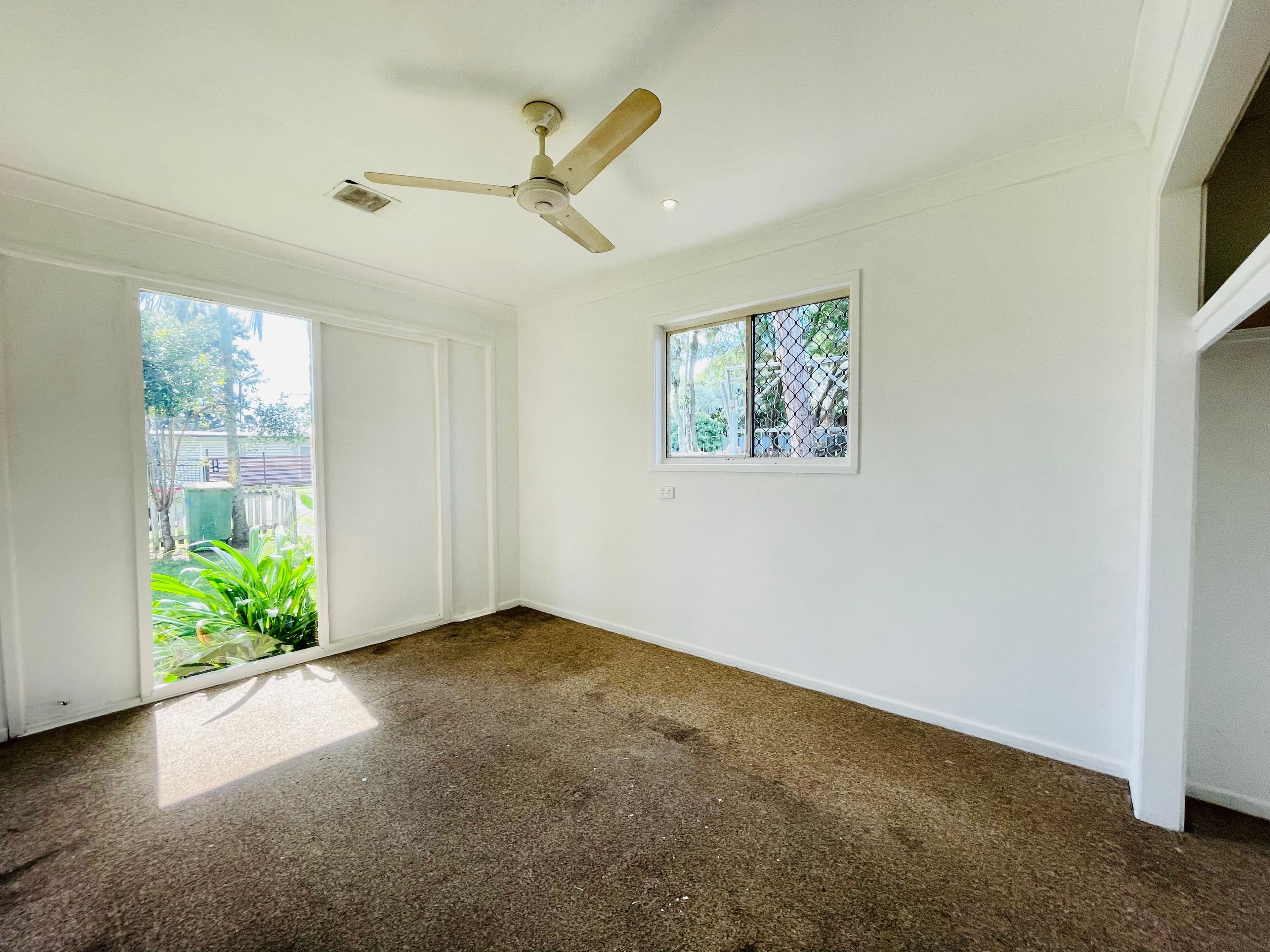 6 Dampier Avenue, Eagleby QLD 4207, Eagleby - Thumbnail 7
