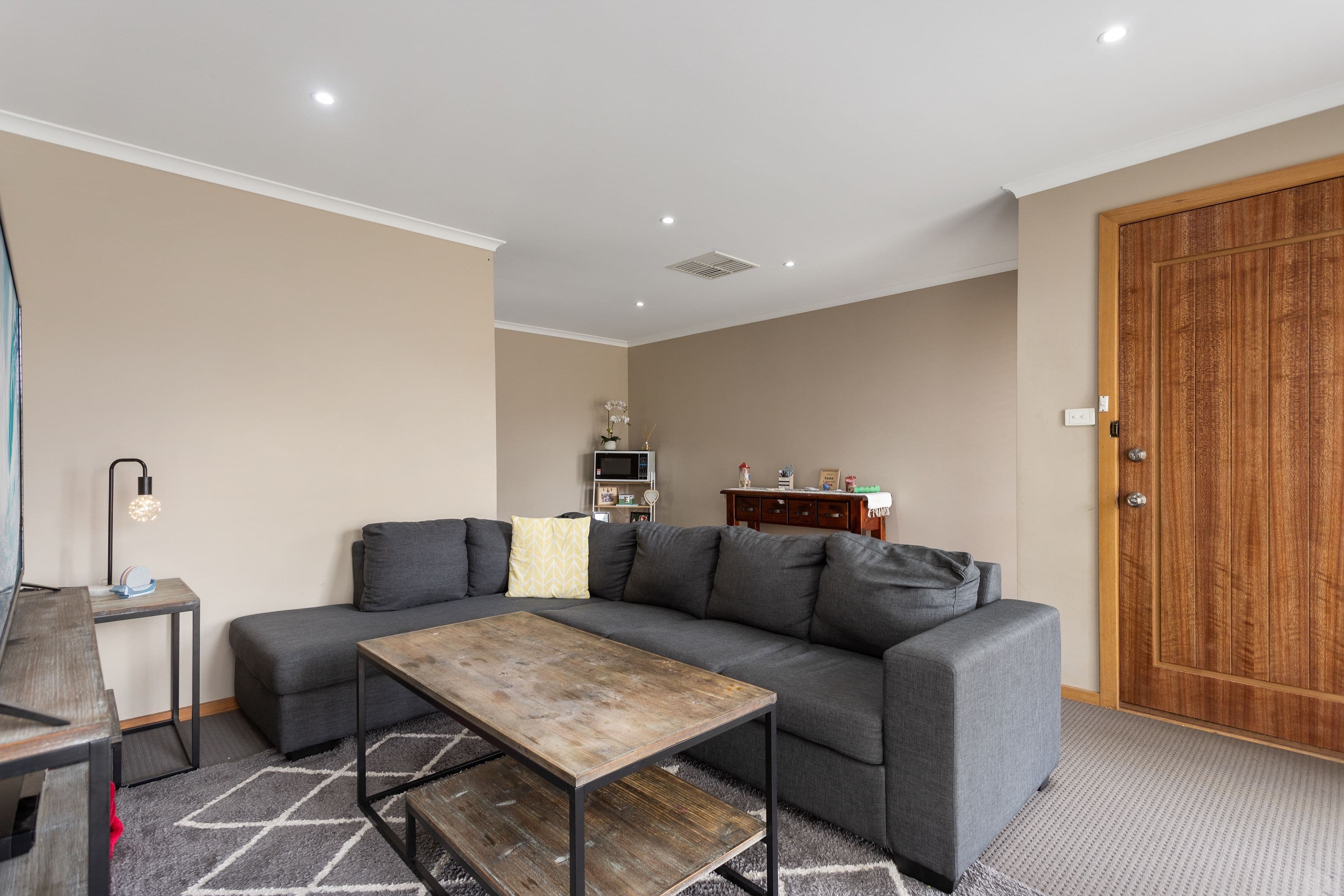 51A Prince Of Wales Avenue, Mill Park VIC 3082, Mill Park - Thumbnail 3