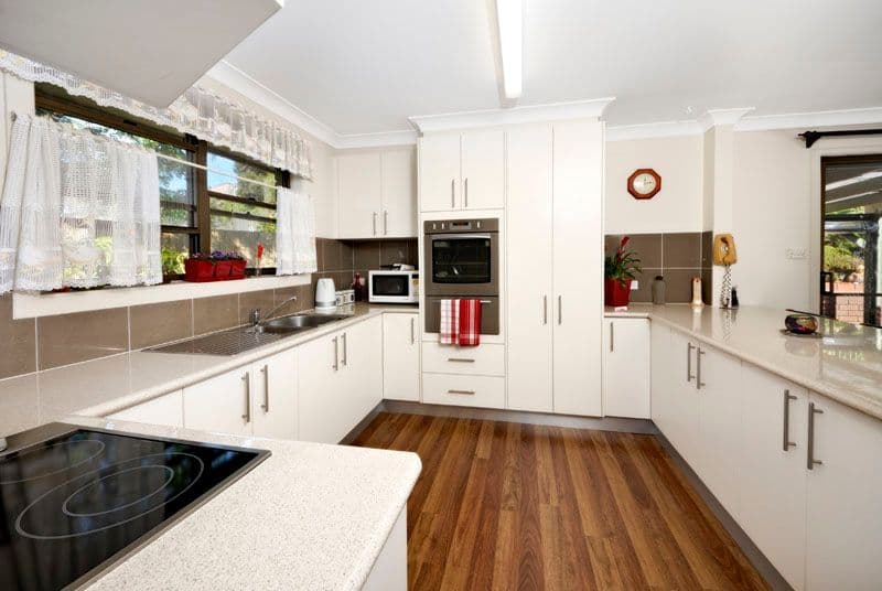 96 Blaxland Drive, ILLAWONG NSW 2234, Illawong - Thumbnail 2