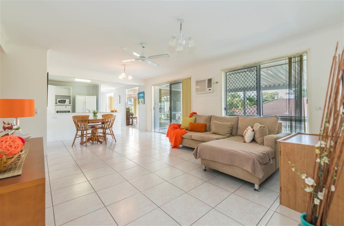 5 Drift Away Court, Robina, Robina - Thumbnail 3