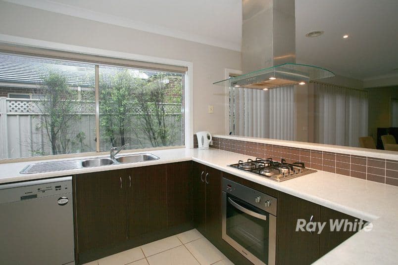 18 Weathertop Way, CRANBOURNE EAST VIC 3977, Cranbourne East - Thumbnail 7
